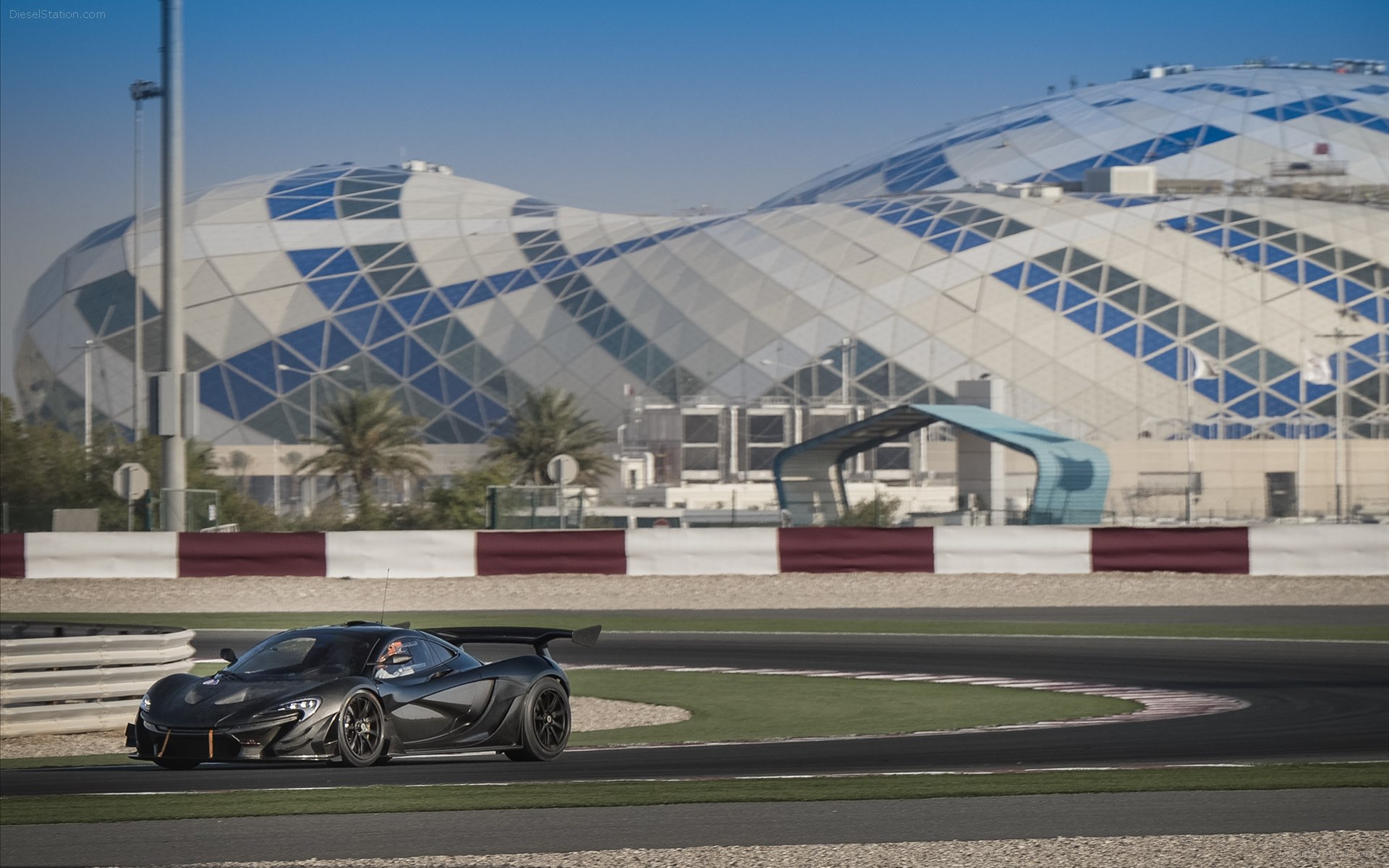 McLaren P1 GTR 2015