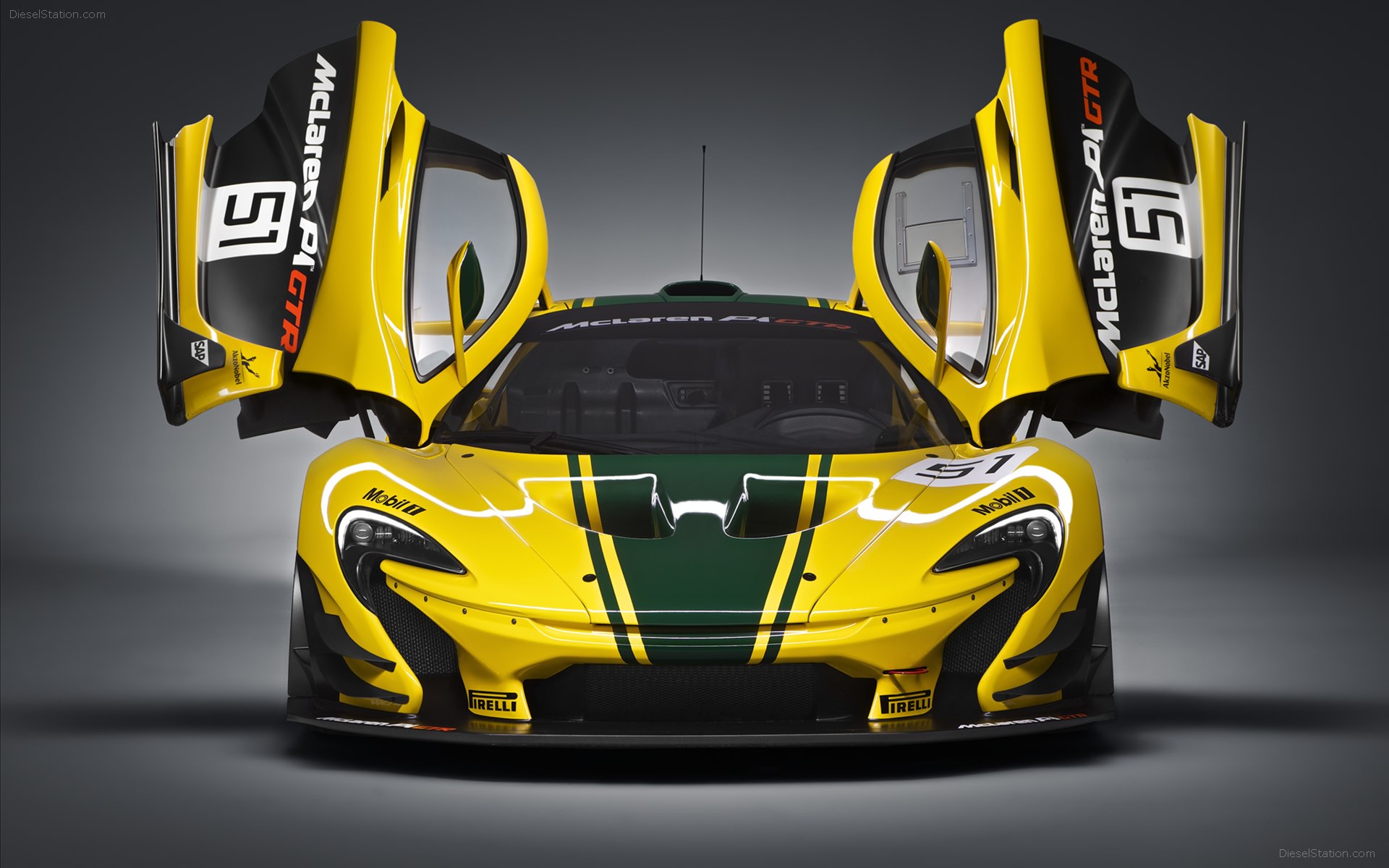 McLaren P1 GTR 2015