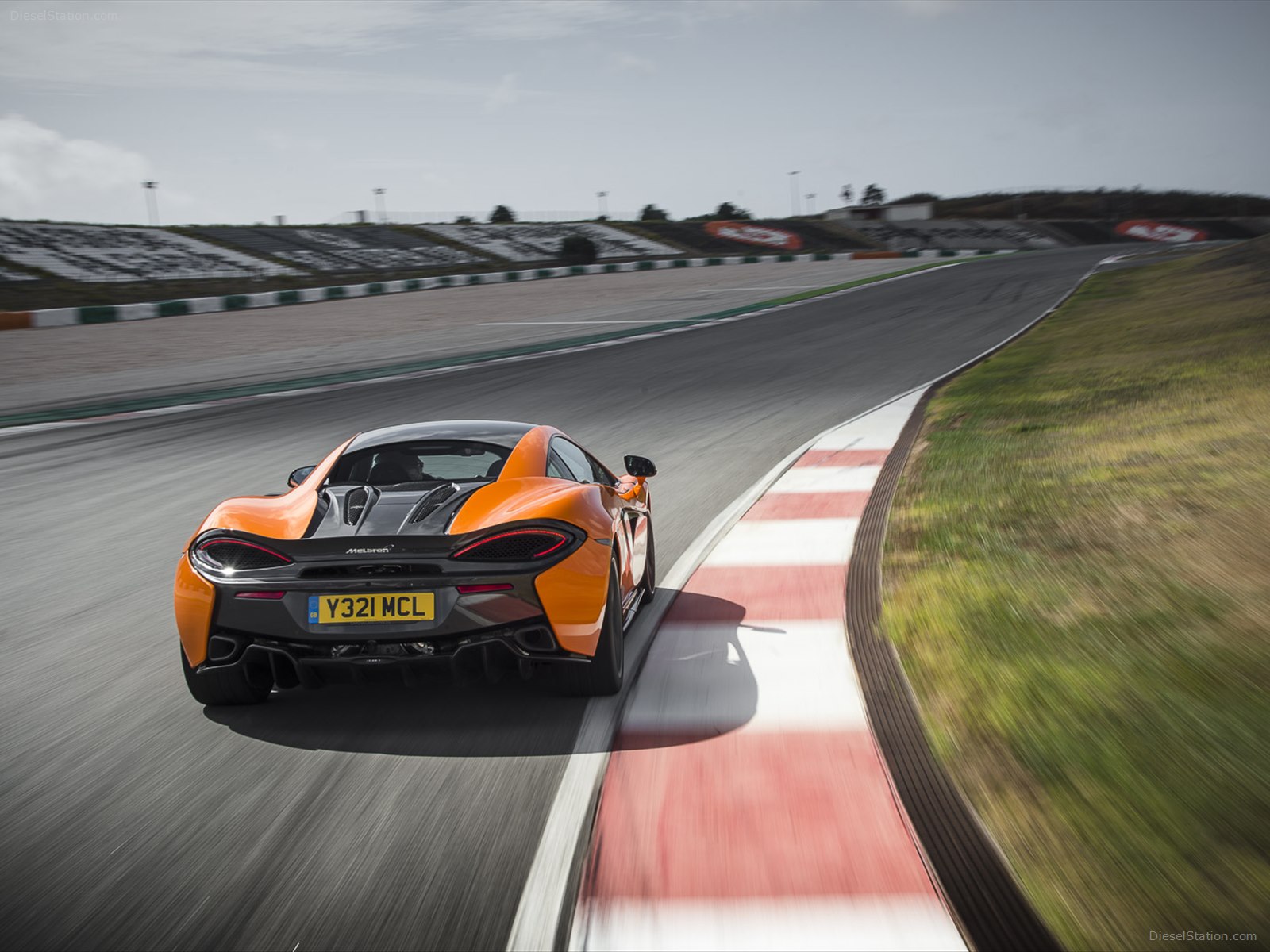 McLaren 570S Coupe 2016