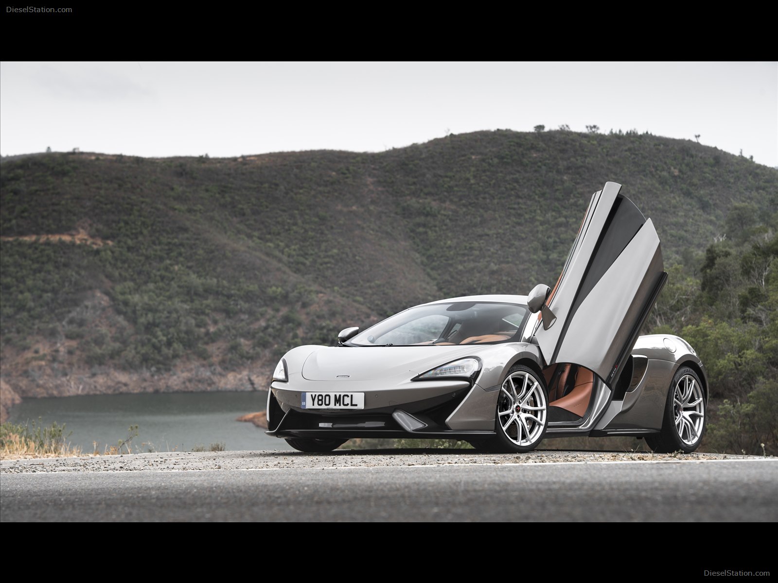 McLaren 570S Coupe 2016