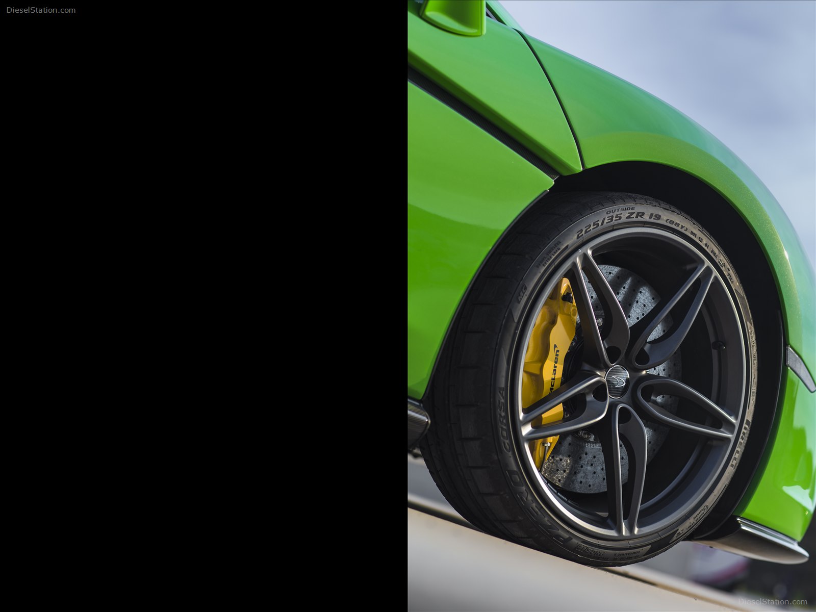 McLaren 570S Coupe 2016