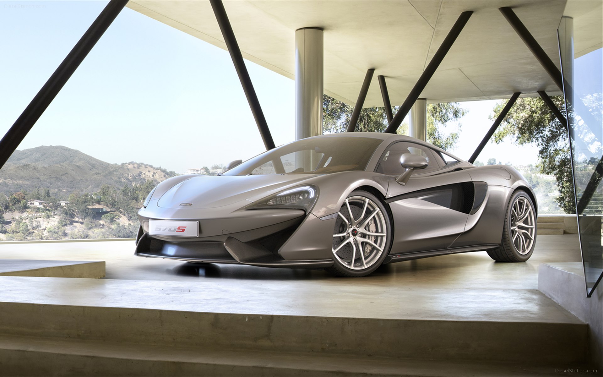 McLaren 570S Coupe 2016
