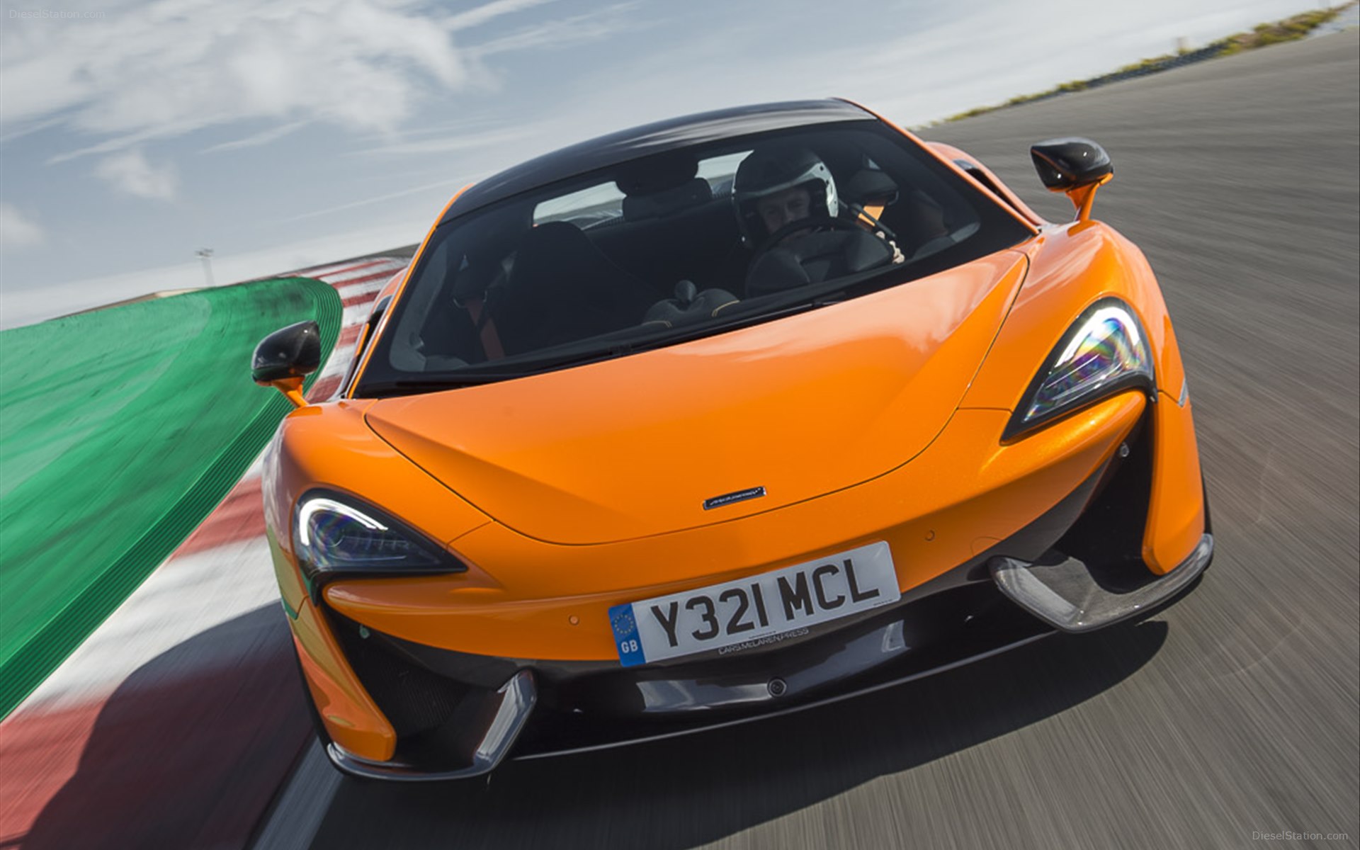 McLaren 570S Coupe 2016