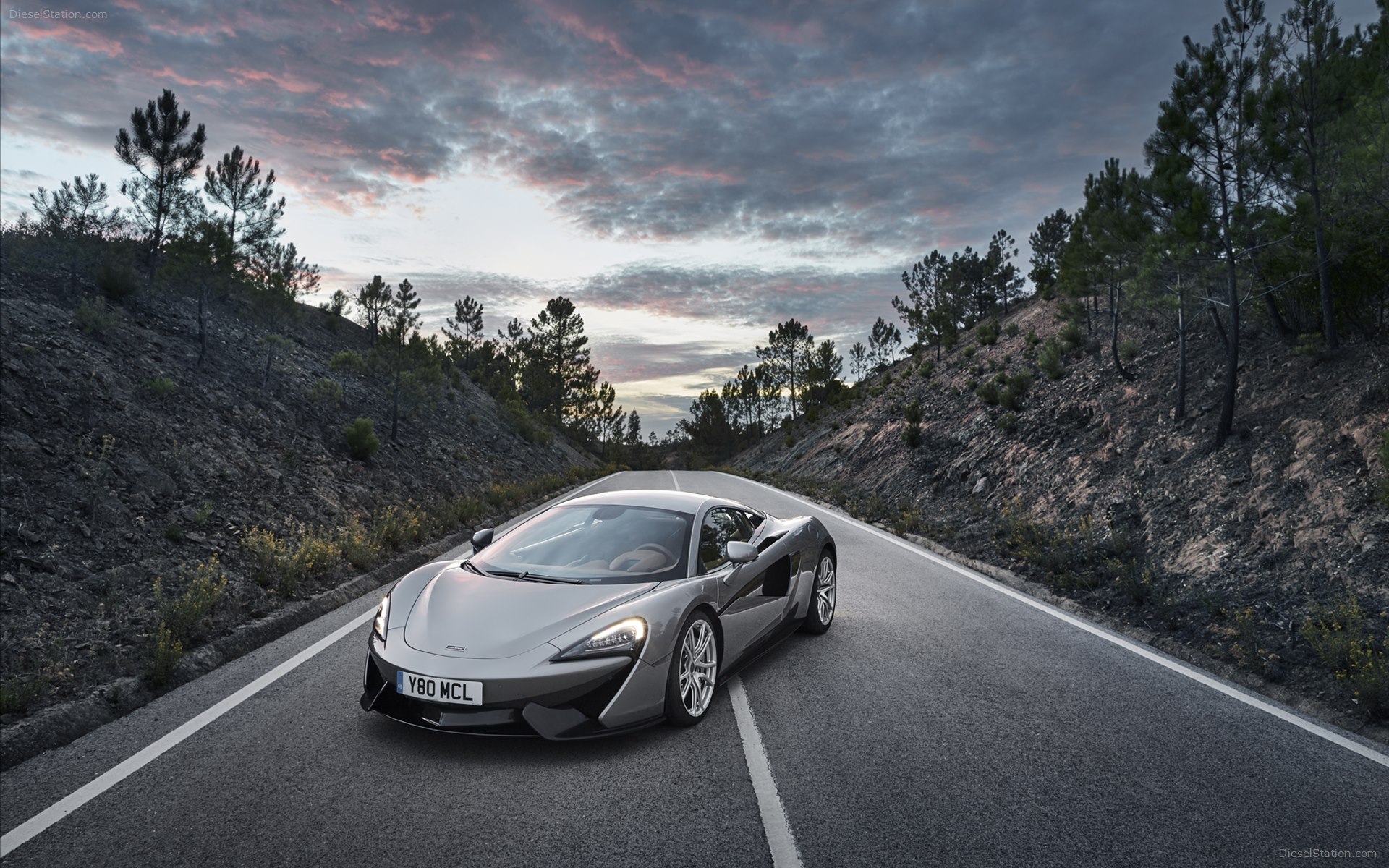 McLaren 570S Coupe 2016