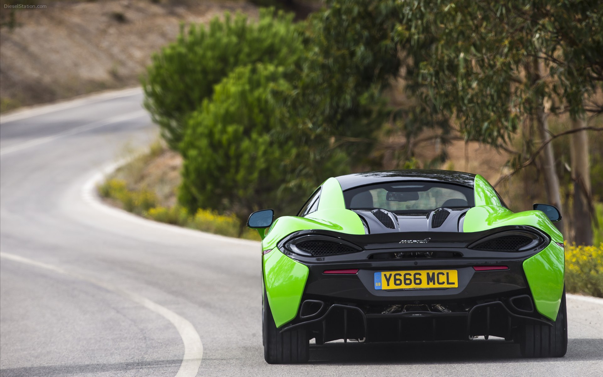 McLaren 570S Coupe 2016