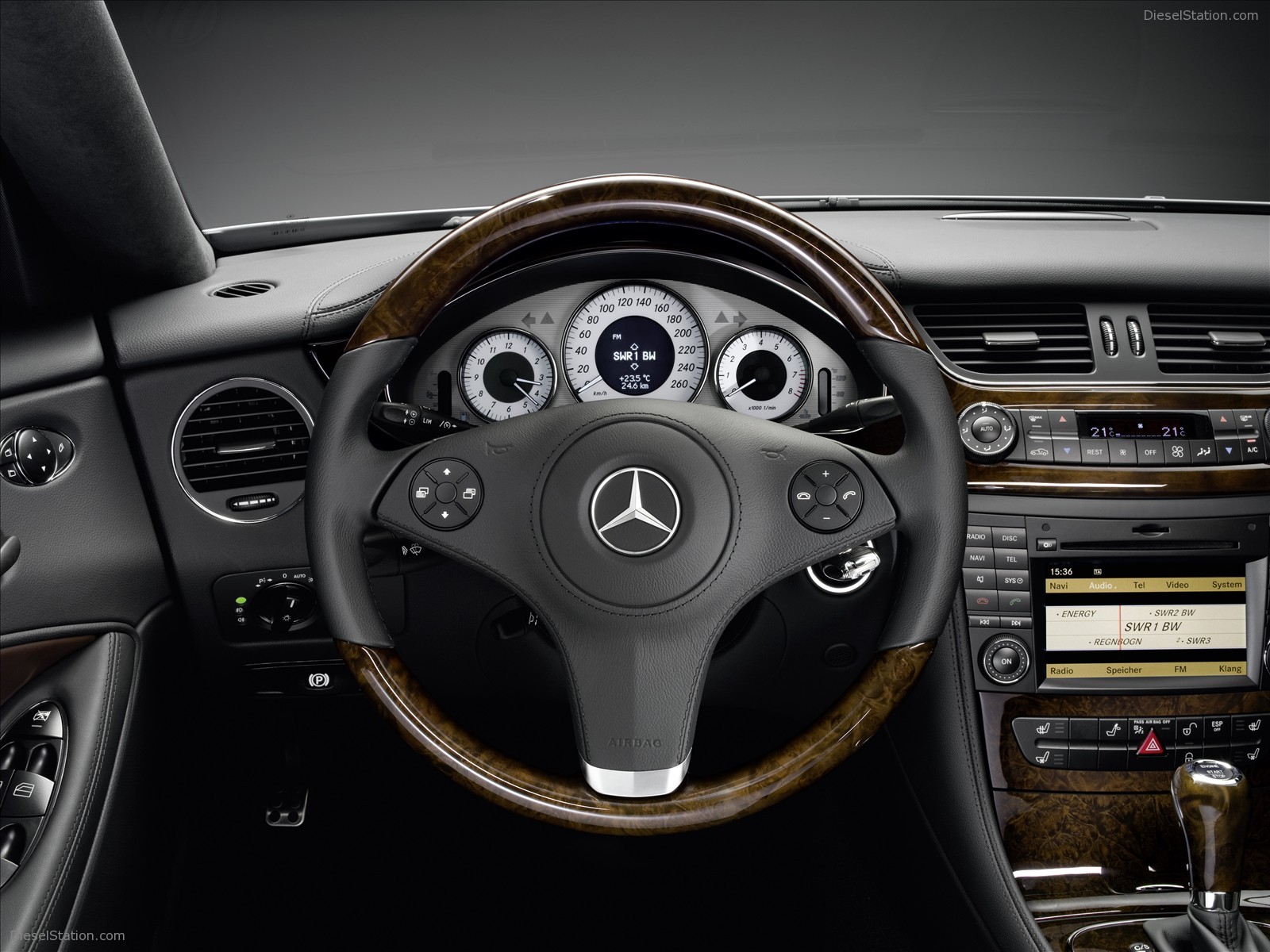 2009 Mercedes Benz CLS Grand Edition