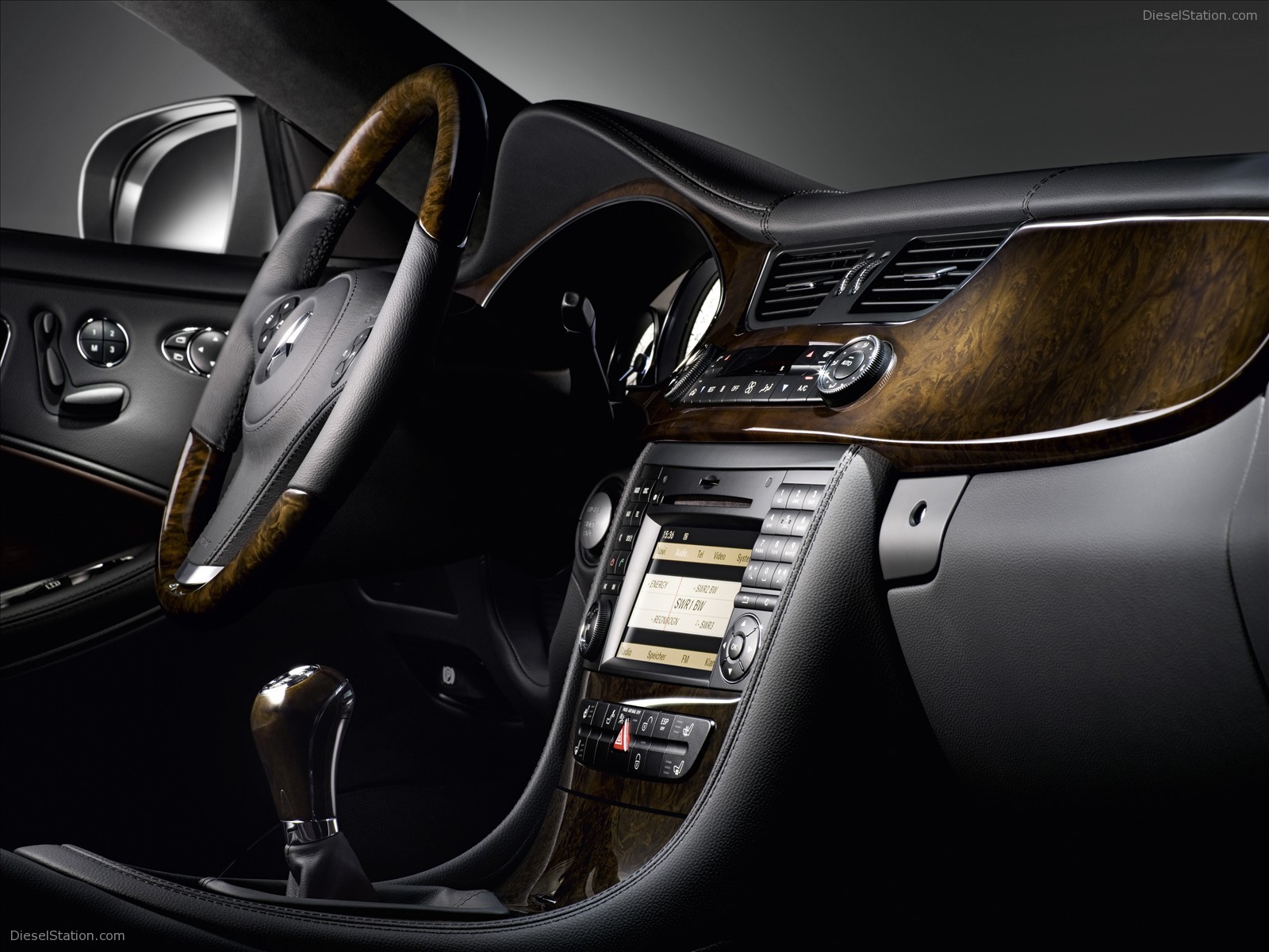 2009 Mercedes Benz CLS Grand Edition