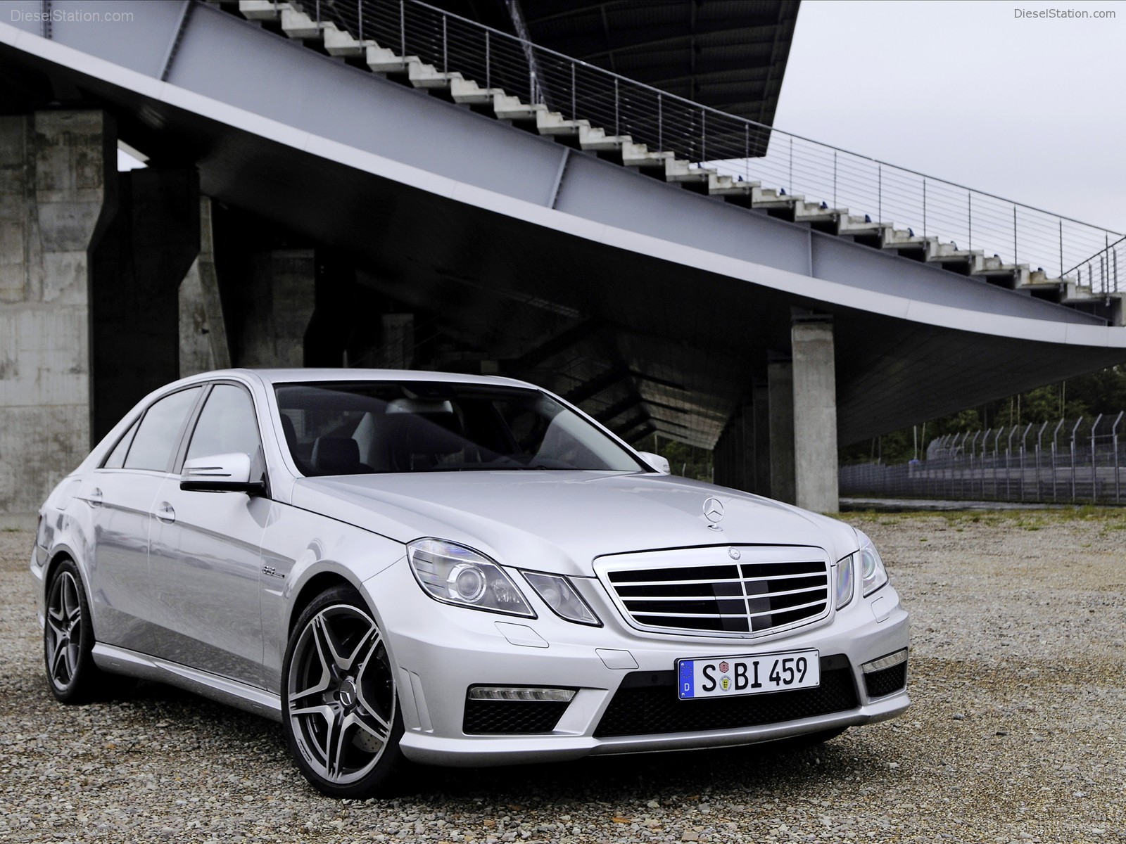 2009 Mercedes Benz E 63 AMG