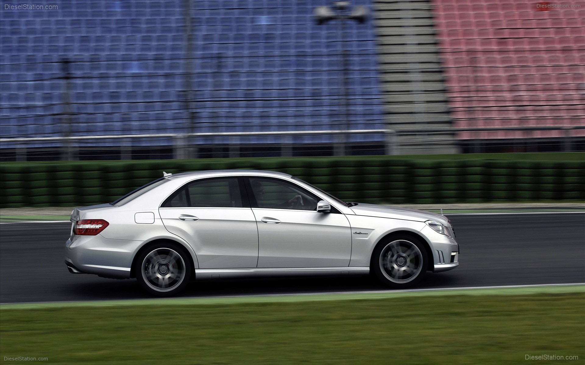 2009 Mercedes Benz E 63 AMG