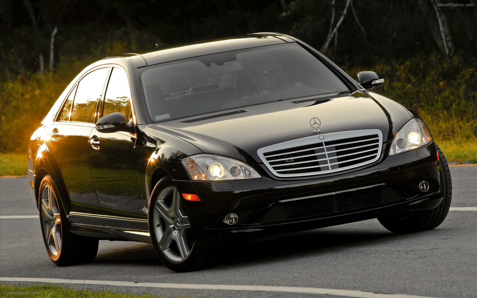 2009 Mercedes Benz S550 ENHANCED