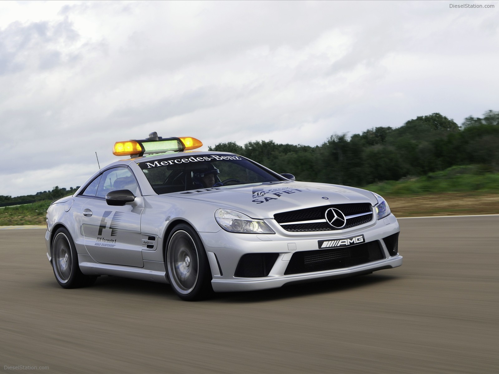 2009 Mercedes Benz SL63 AMG F1 Safety Car