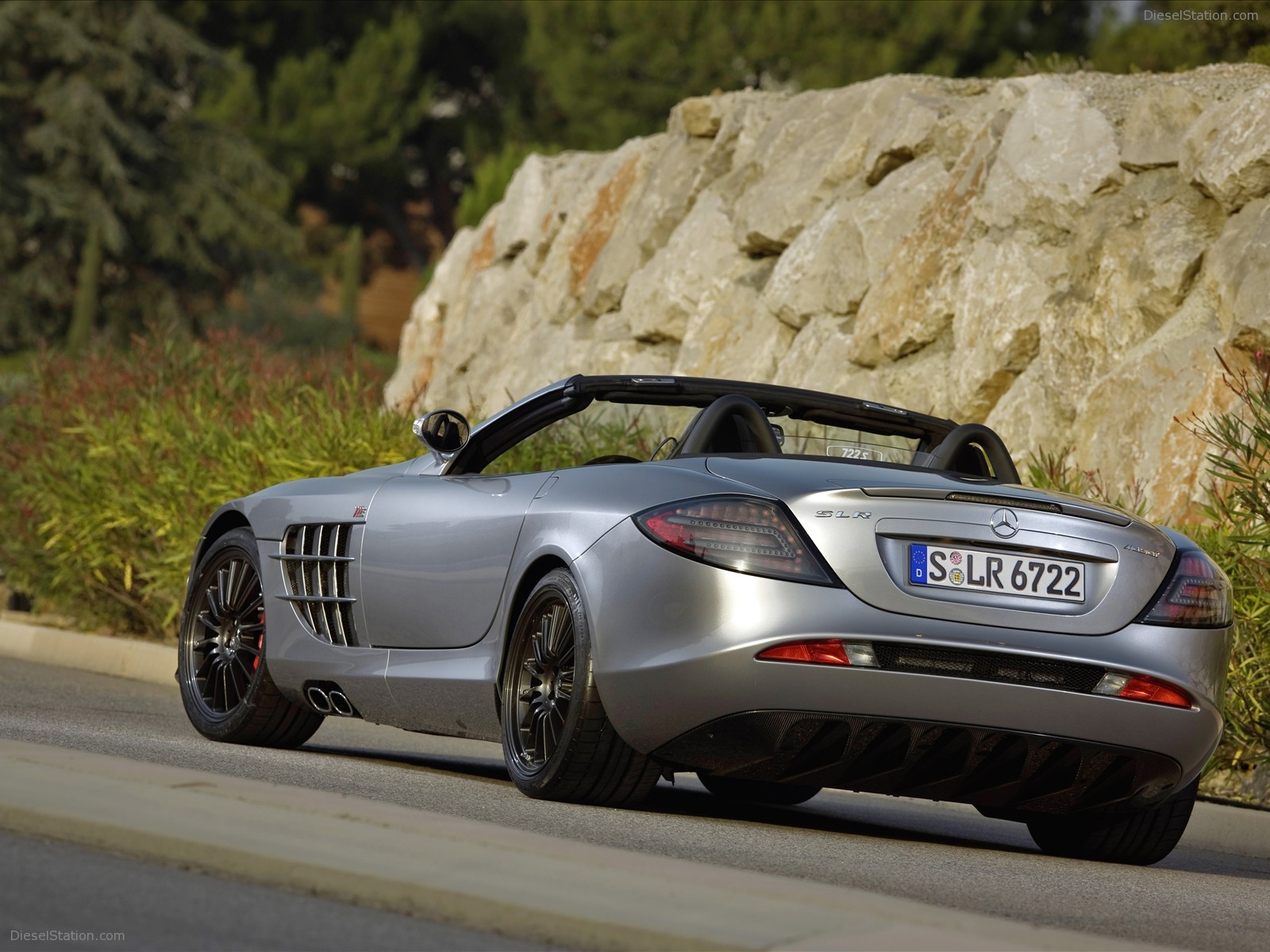 2009 Mercedes Benz SLR Mclaren Roadster 722 S 2009 Mercedes Benz SLR Mclaren Roadster 722 S