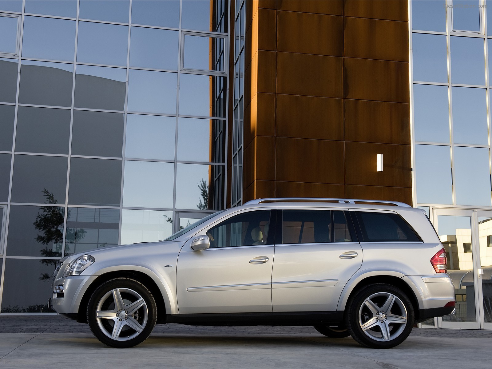 2009 Mercedes Benz SUV Campaign