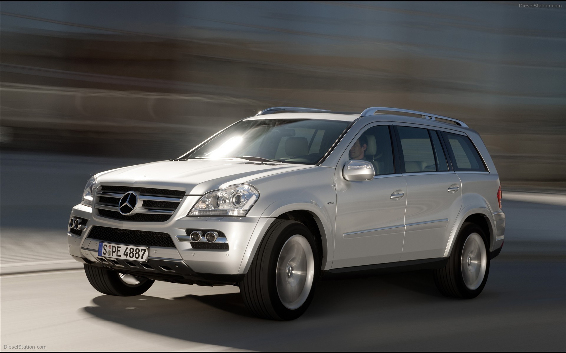 2009 Mercedes Benz SUV Campaign