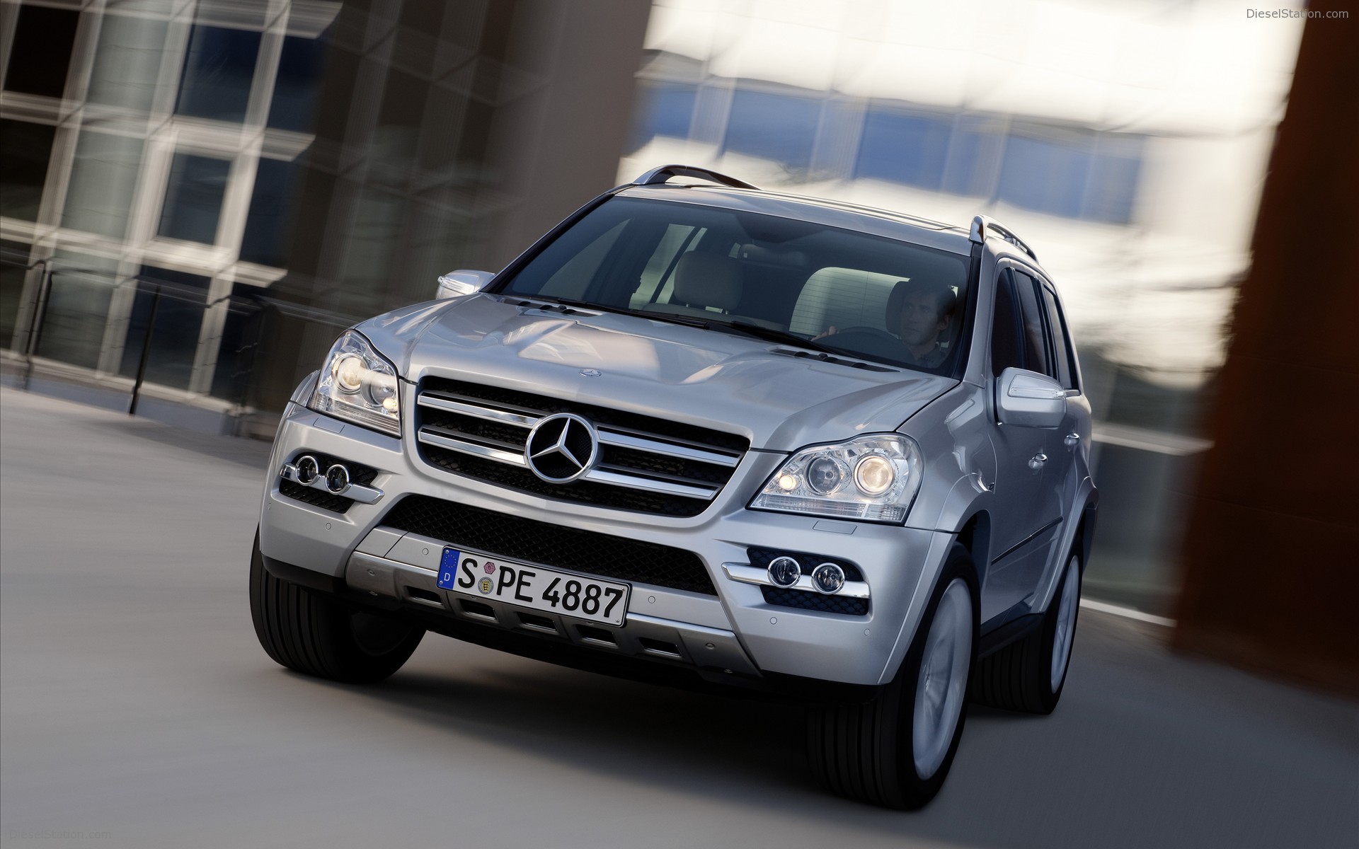 2009 Mercedes Benz SUV Campaign