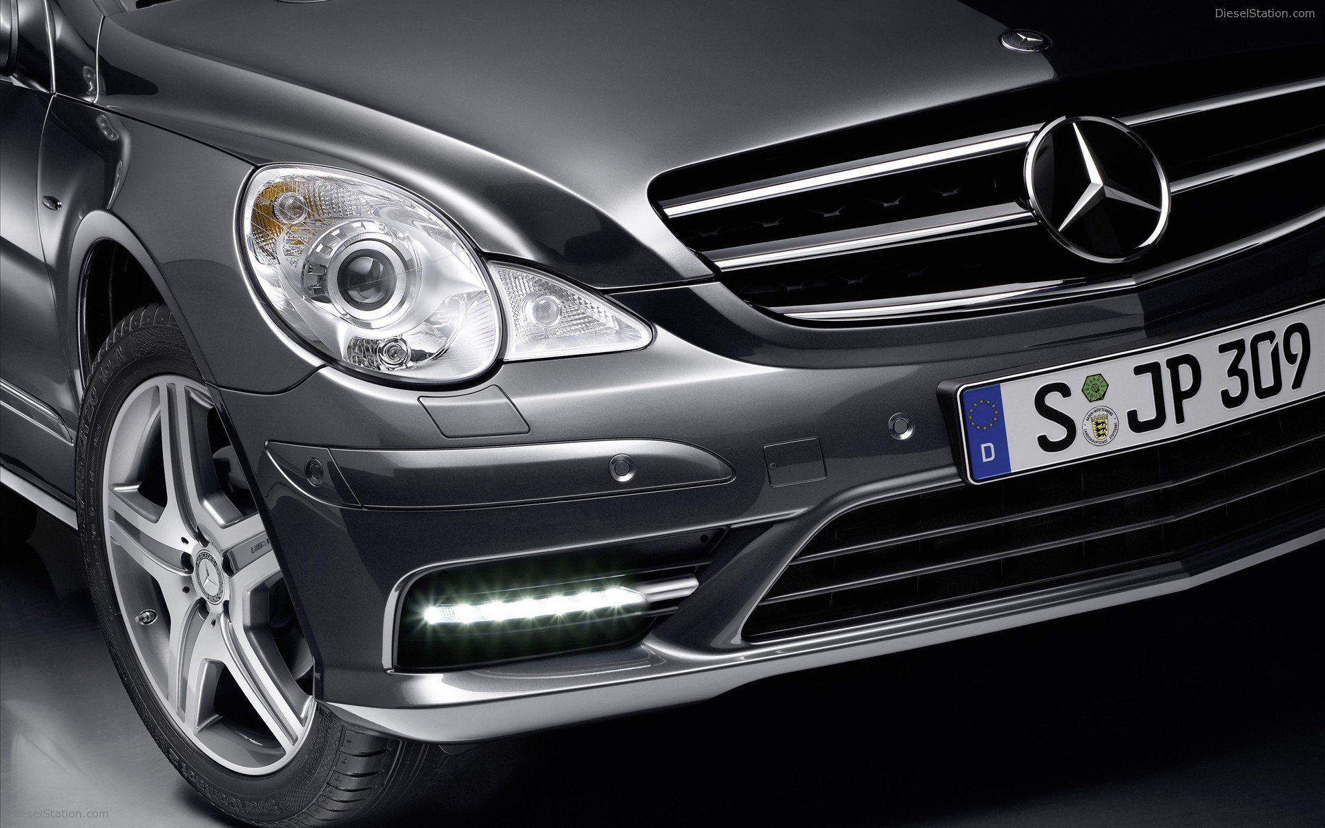 2009 Mercedes Benz SUV Campaign