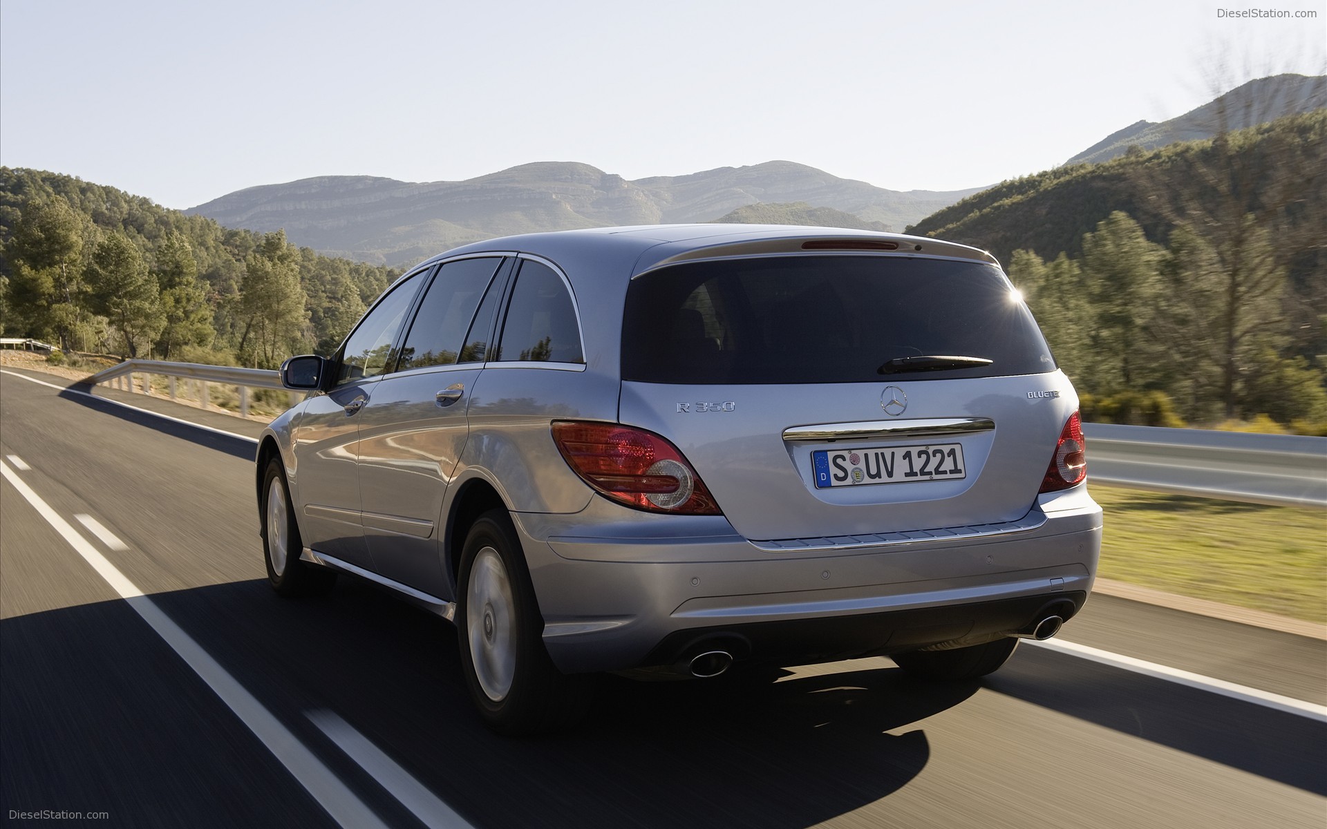 2009 Mercedes Benz SUV Campaign