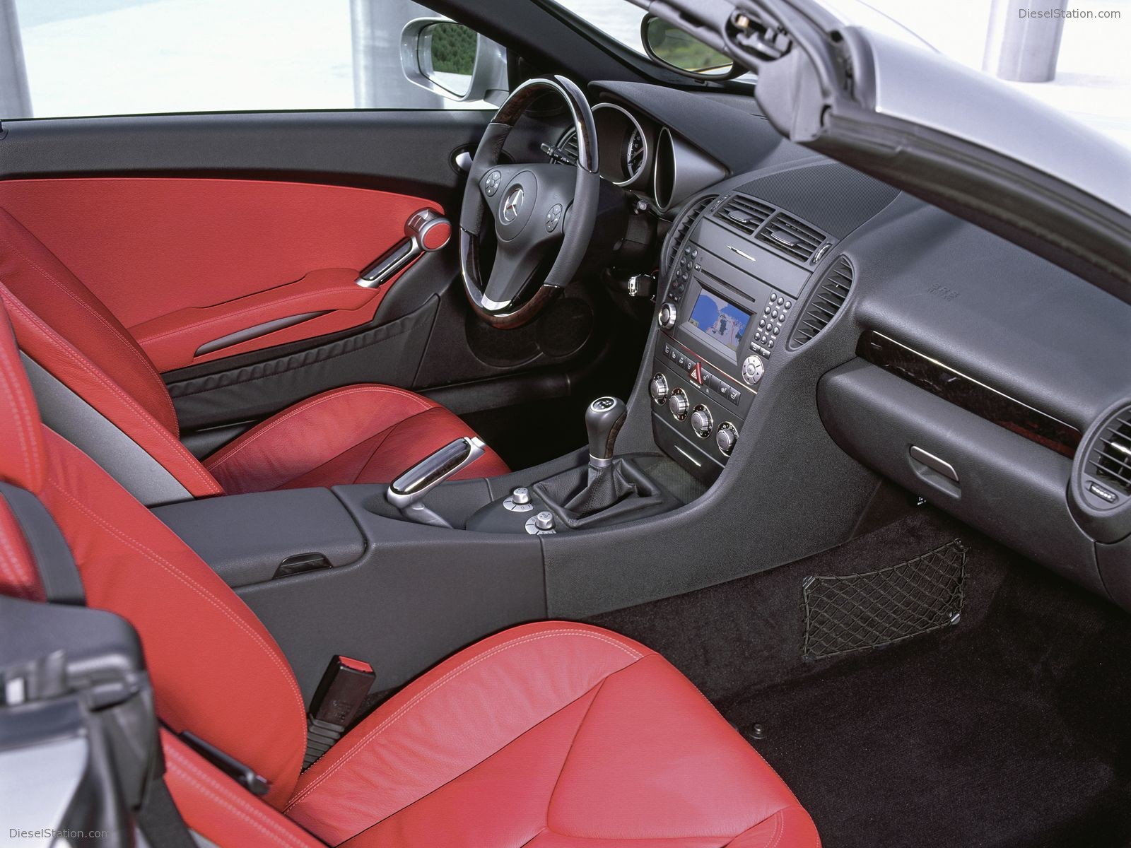 2009 Mercedes SLK Wallpapers