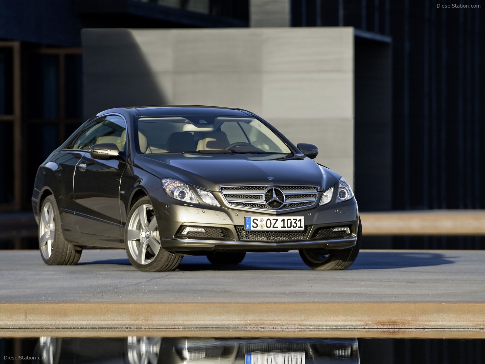 2010 Mercedes Benz E Class Coupe