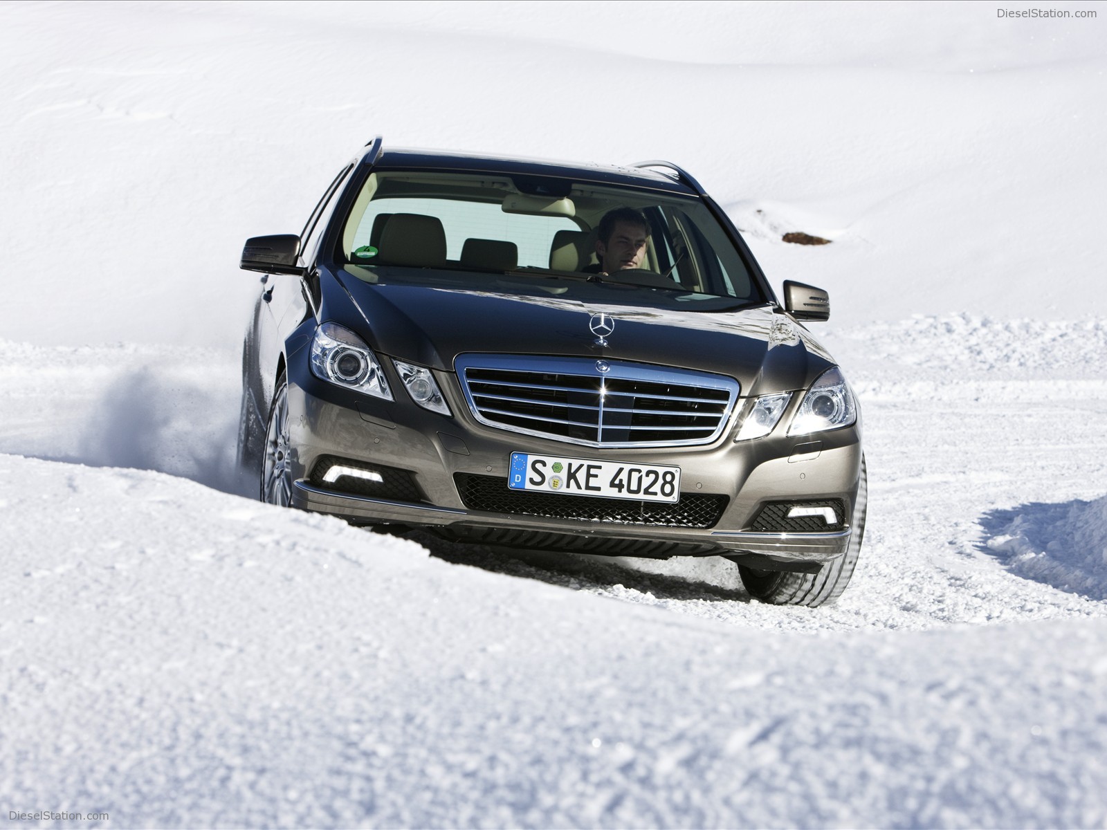2010 Mercedes-Benz E-Class 4Matic