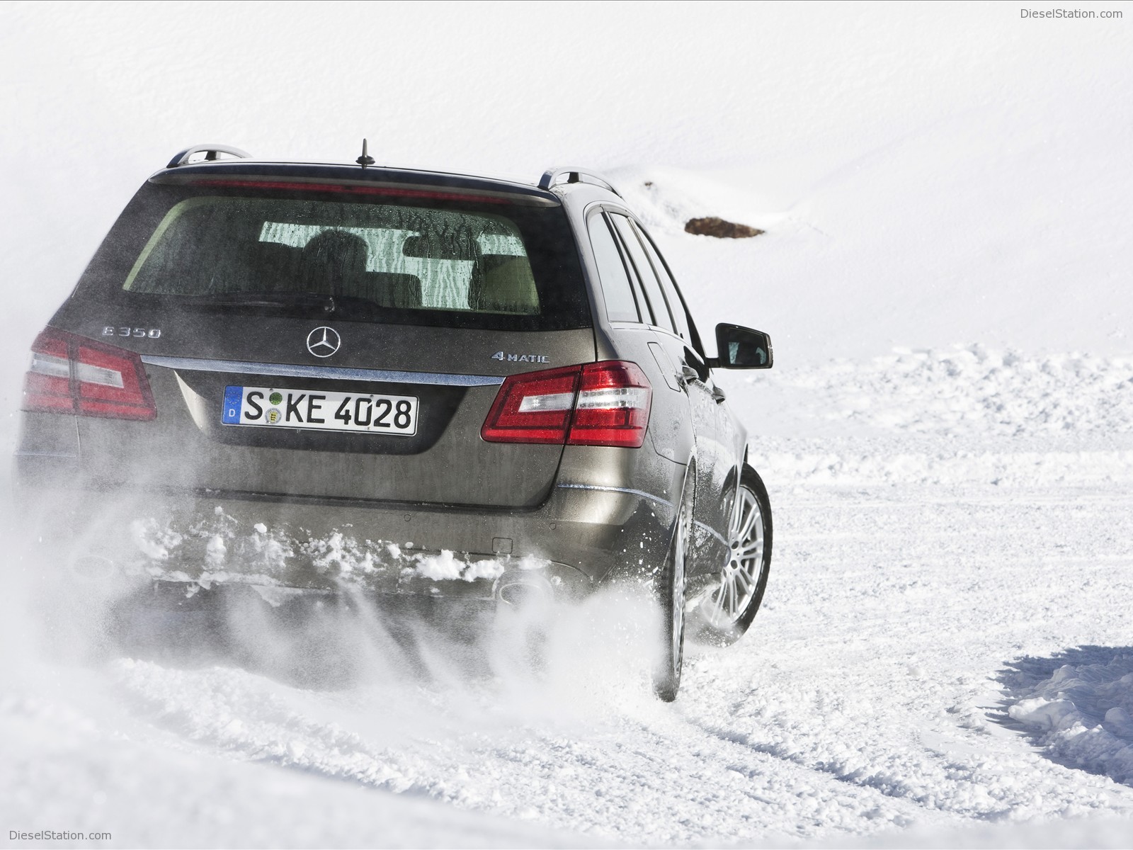 2010 Mercedes-Benz E-Class 4Matic