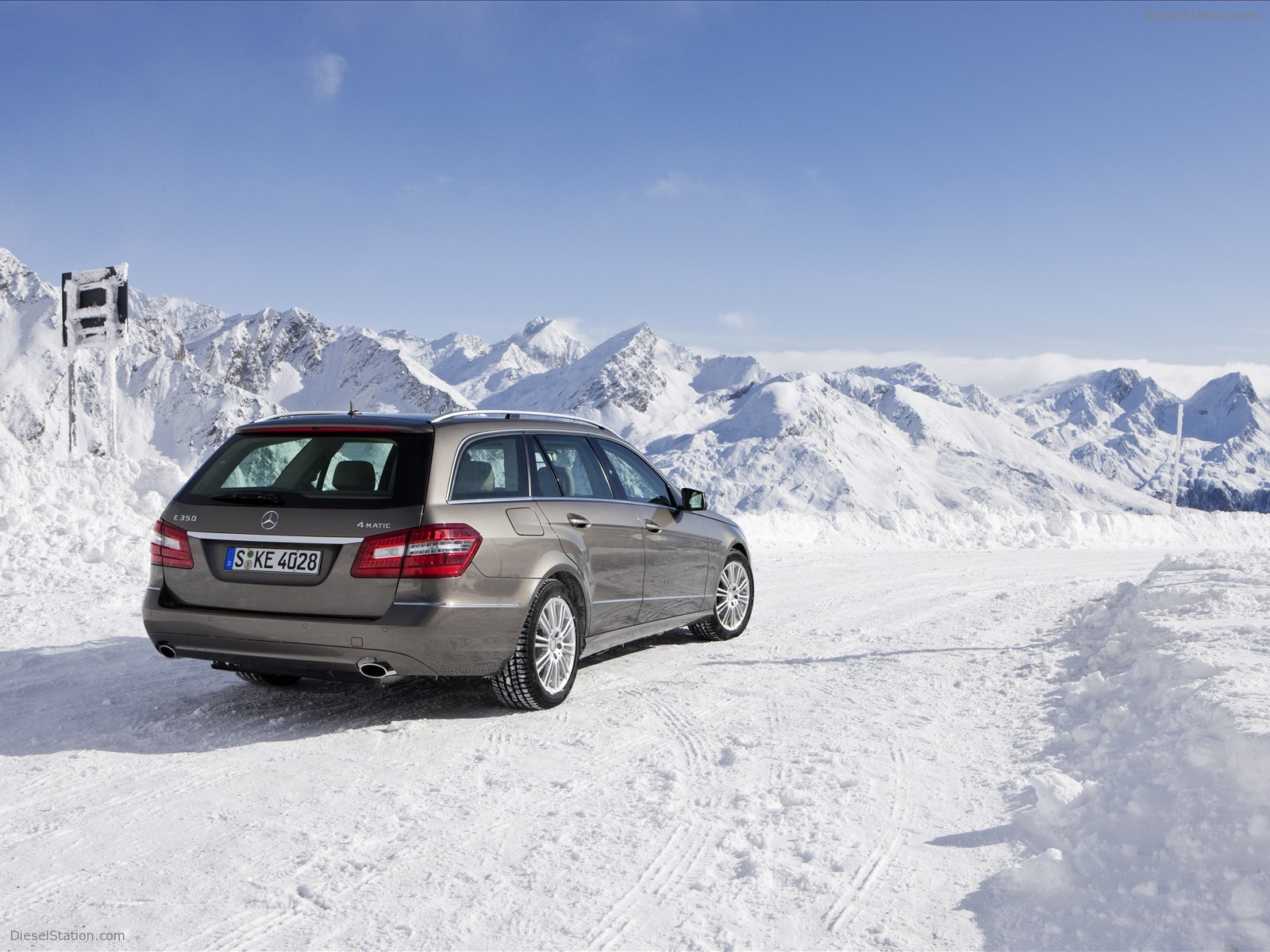 2010 Mercedes-Benz E-Class 4Matic