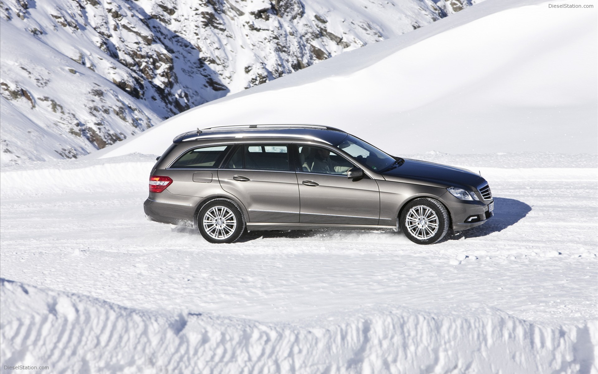 2010 Mercedes-Benz E-Class 4Matic