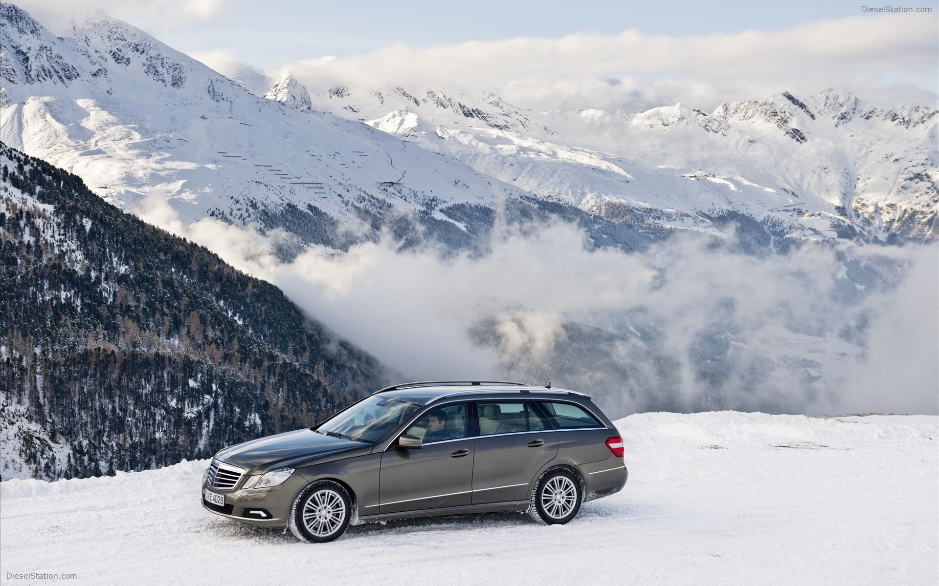 2010 Mercedes-Benz E-Class 4Matic