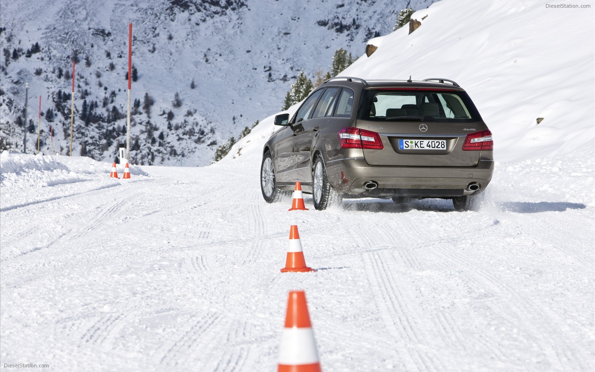2010 Mercedes-Benz E-Class 4Matic