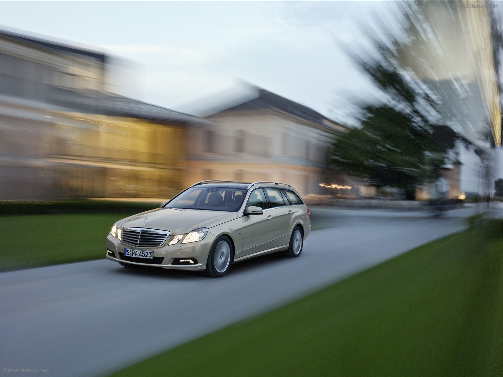 2010 Mercedes-Benz E-Class Estate