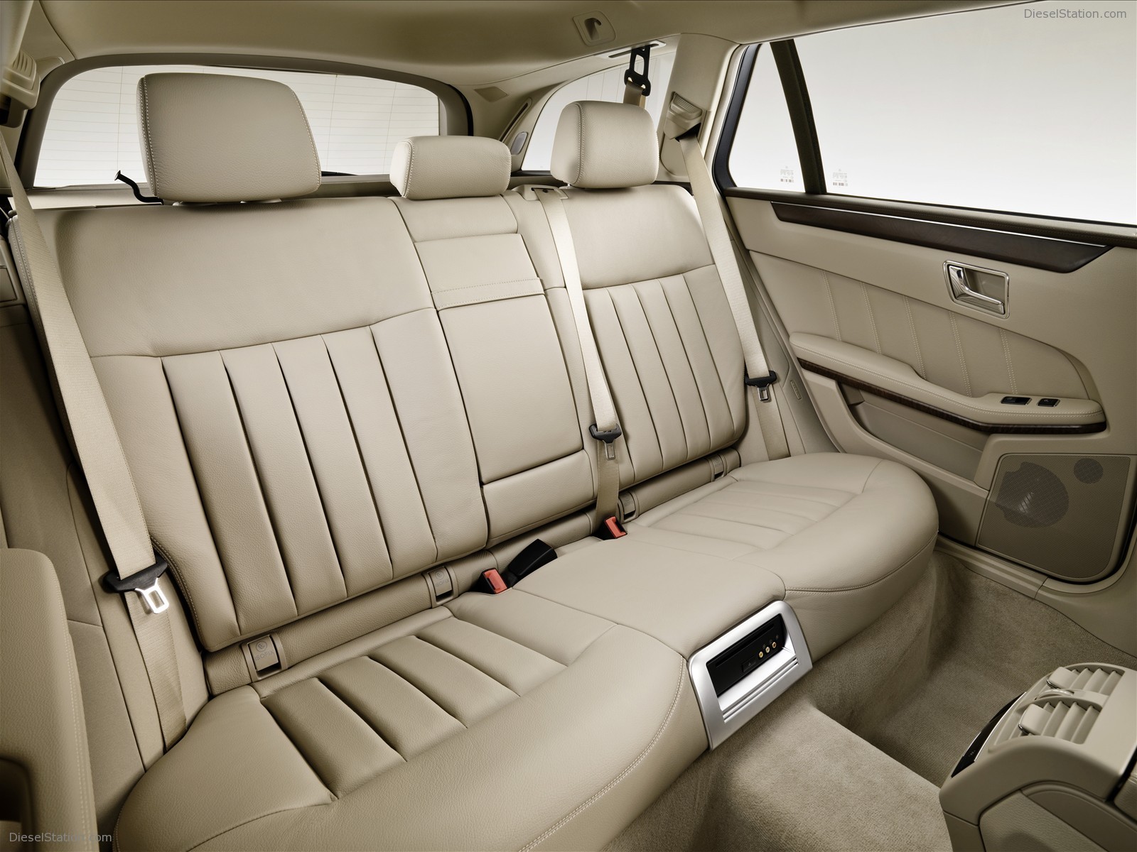 2010 Mercedes-Benz E-Class Estate