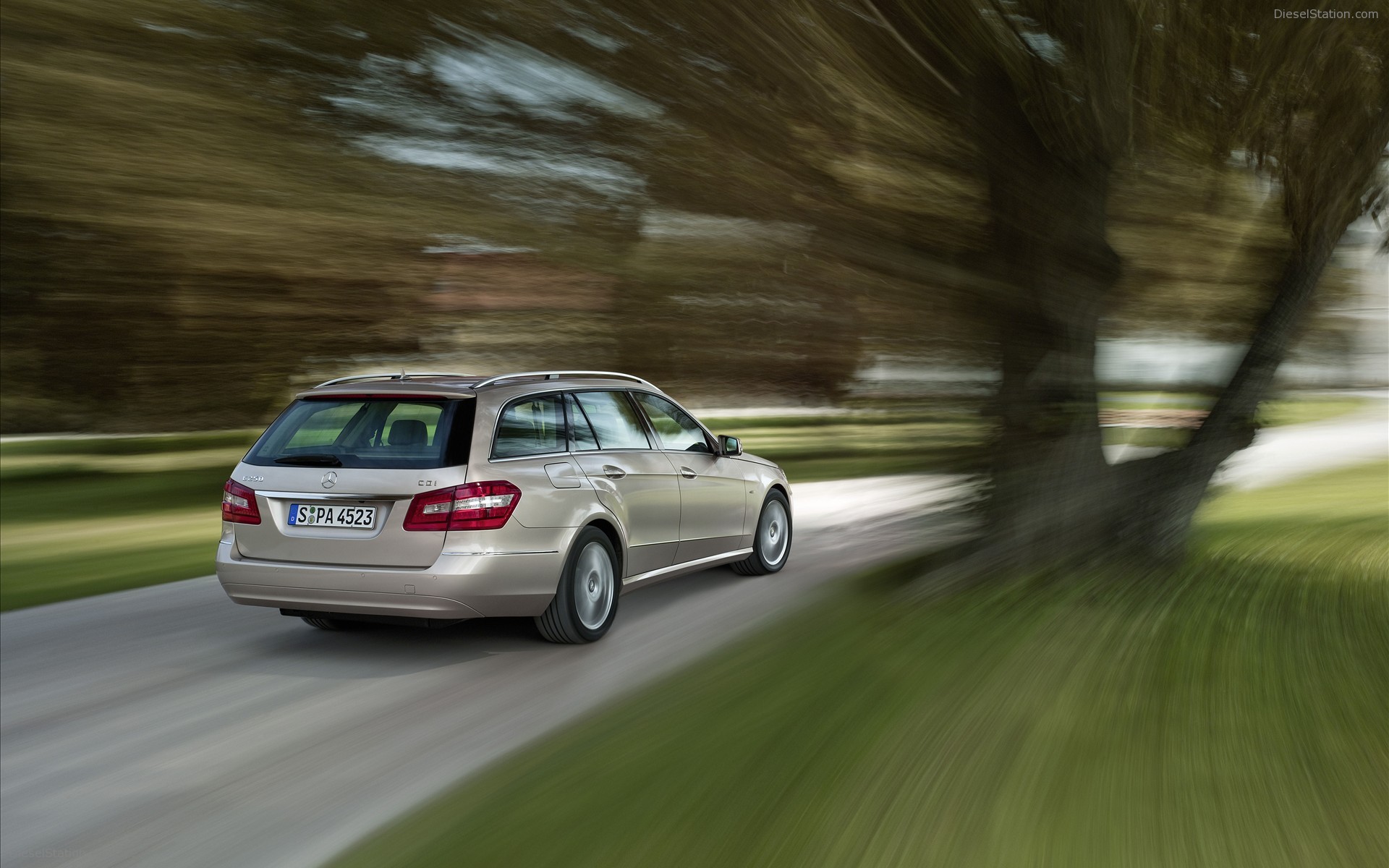 2010 Mercedes-Benz E-Class Estate