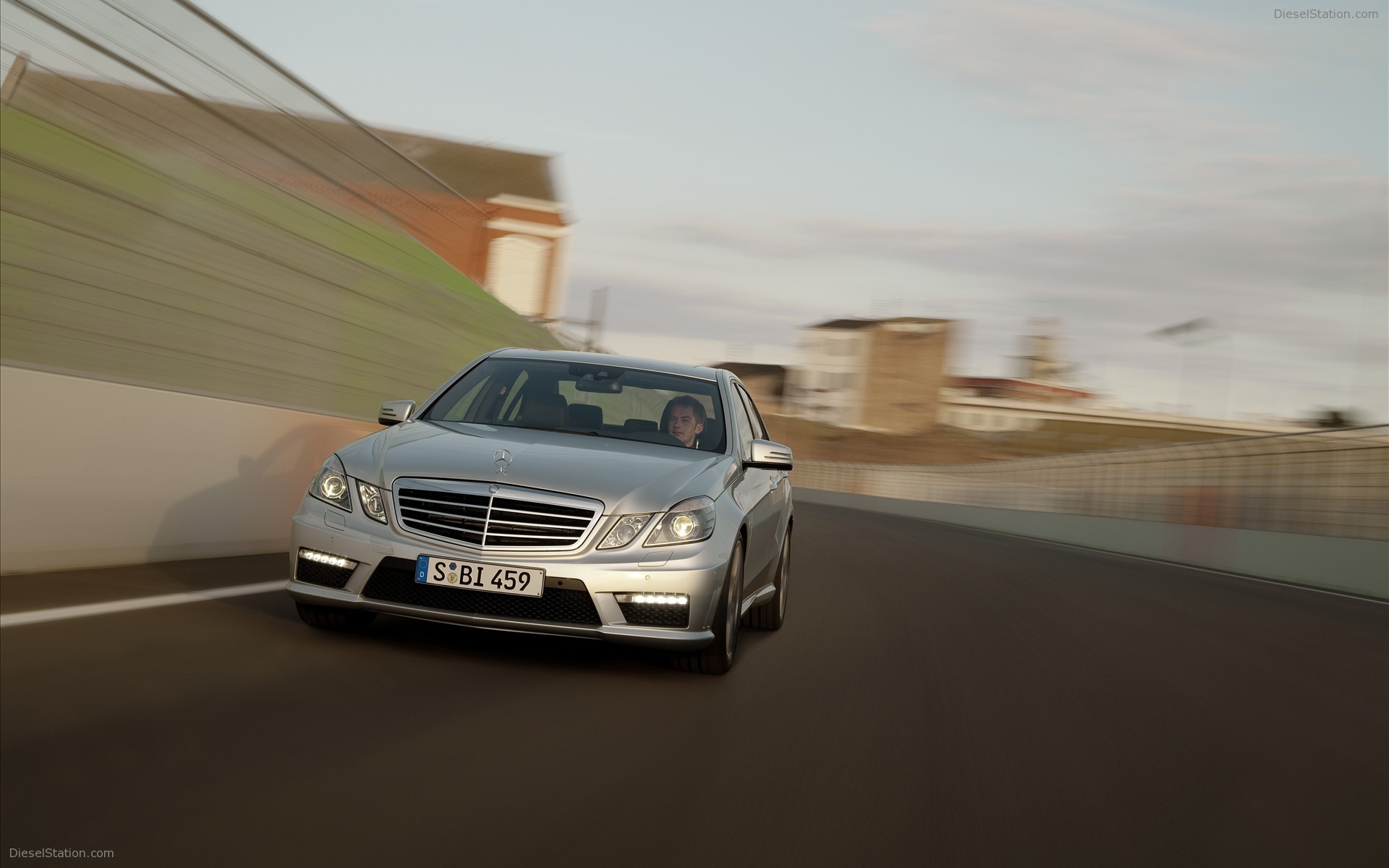 2010 Mercedes Benz E63 AMG