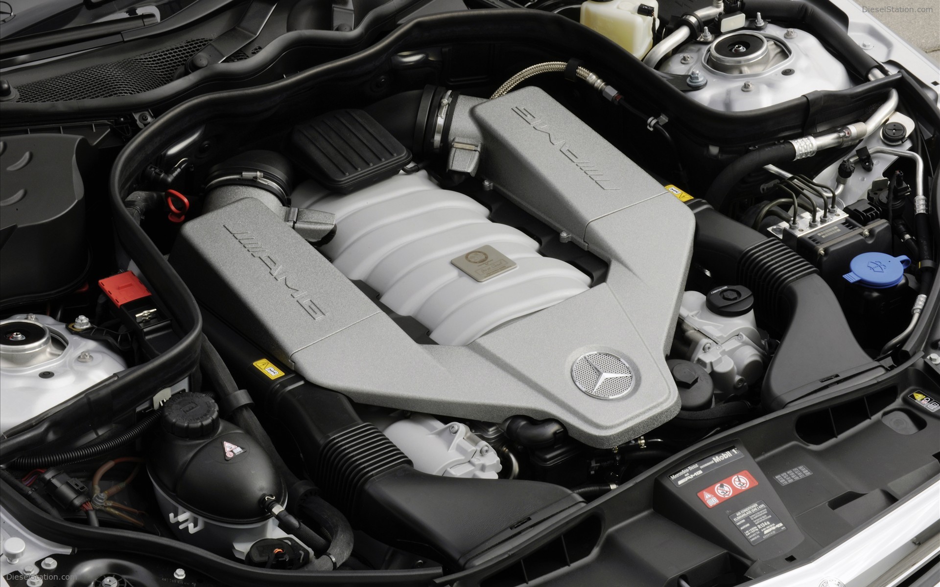 2010 Mercedes Benz E63 AMG