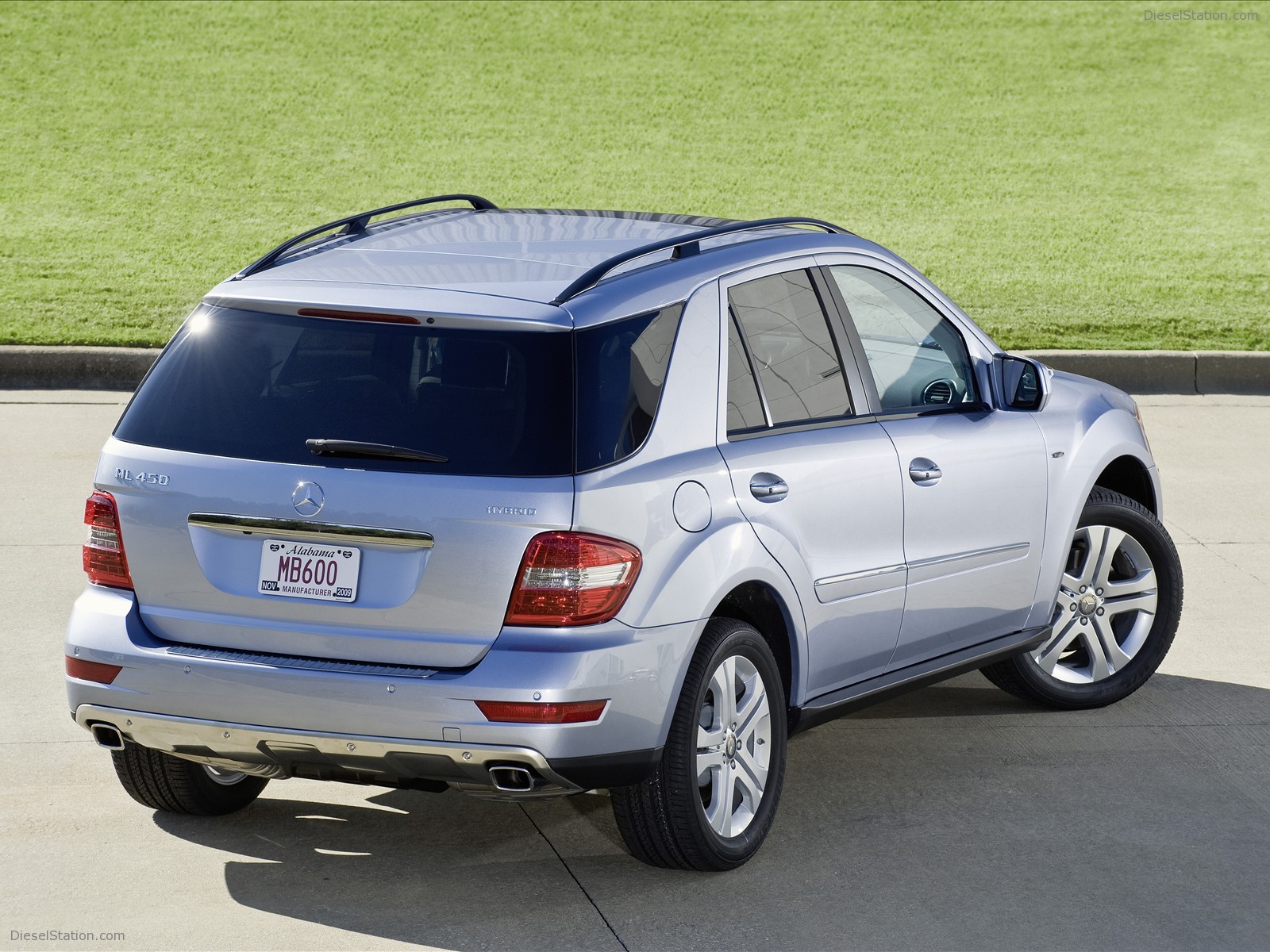 2010 Mercedes Benz ML450 Hybrid