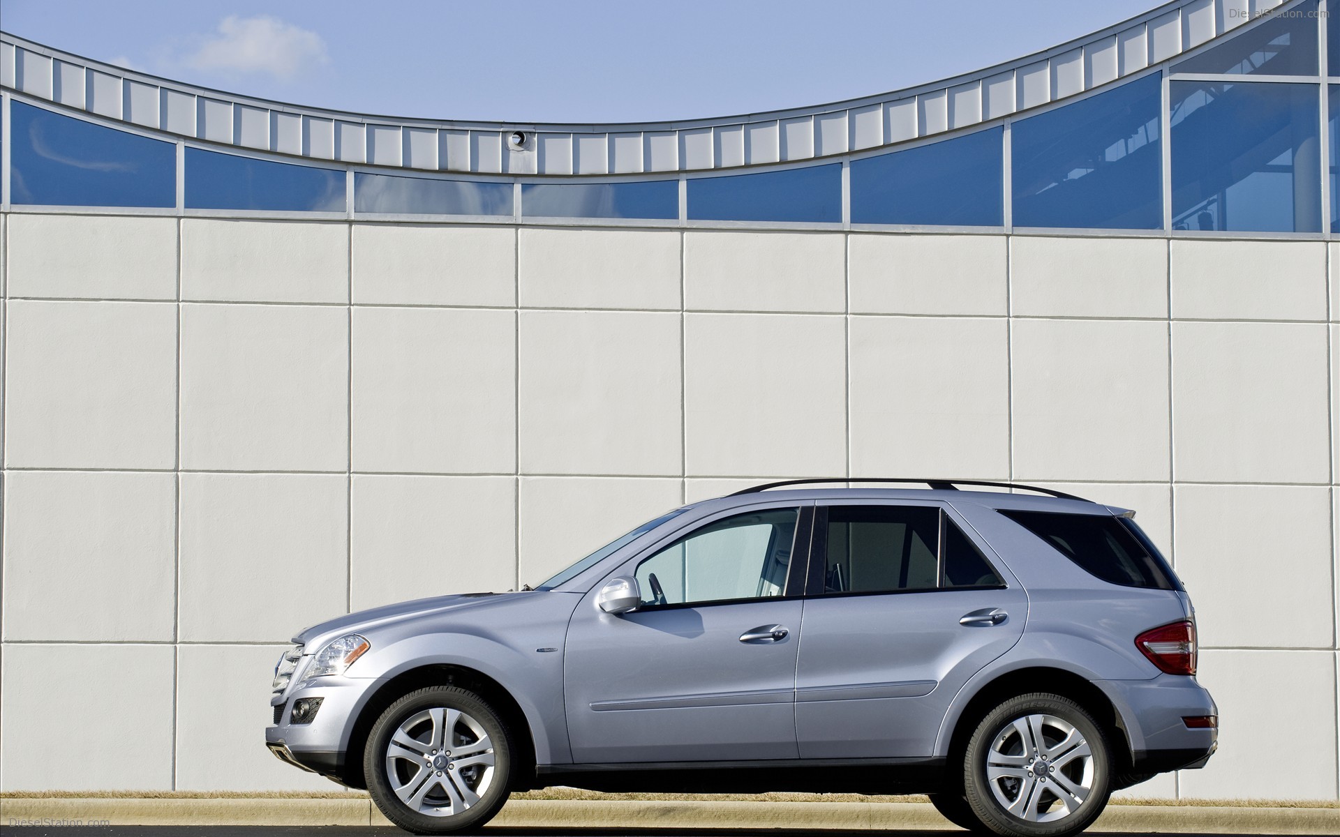 2010 Mercedes Benz ML450 Hybrid