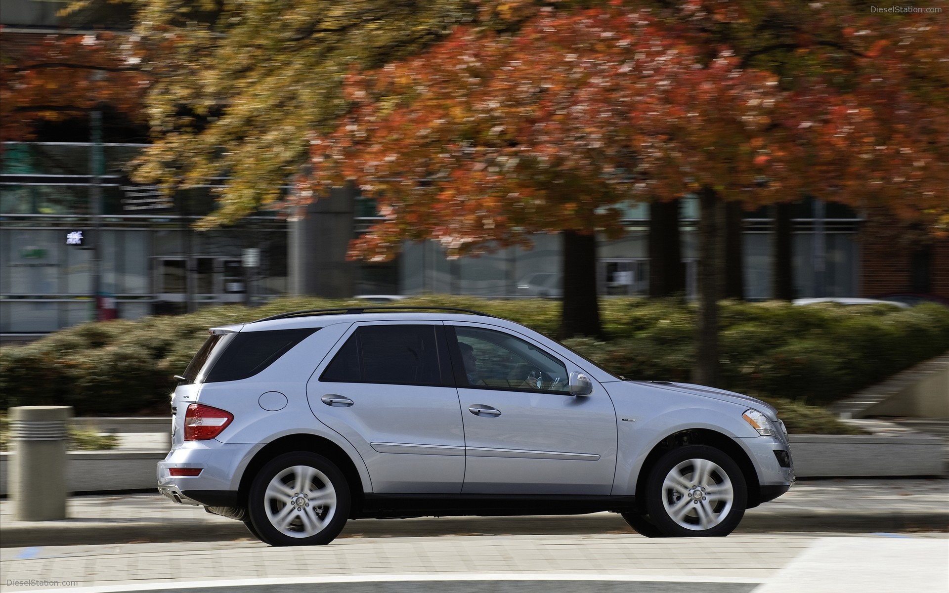 2010 Mercedes Benz ML450 Hybrid