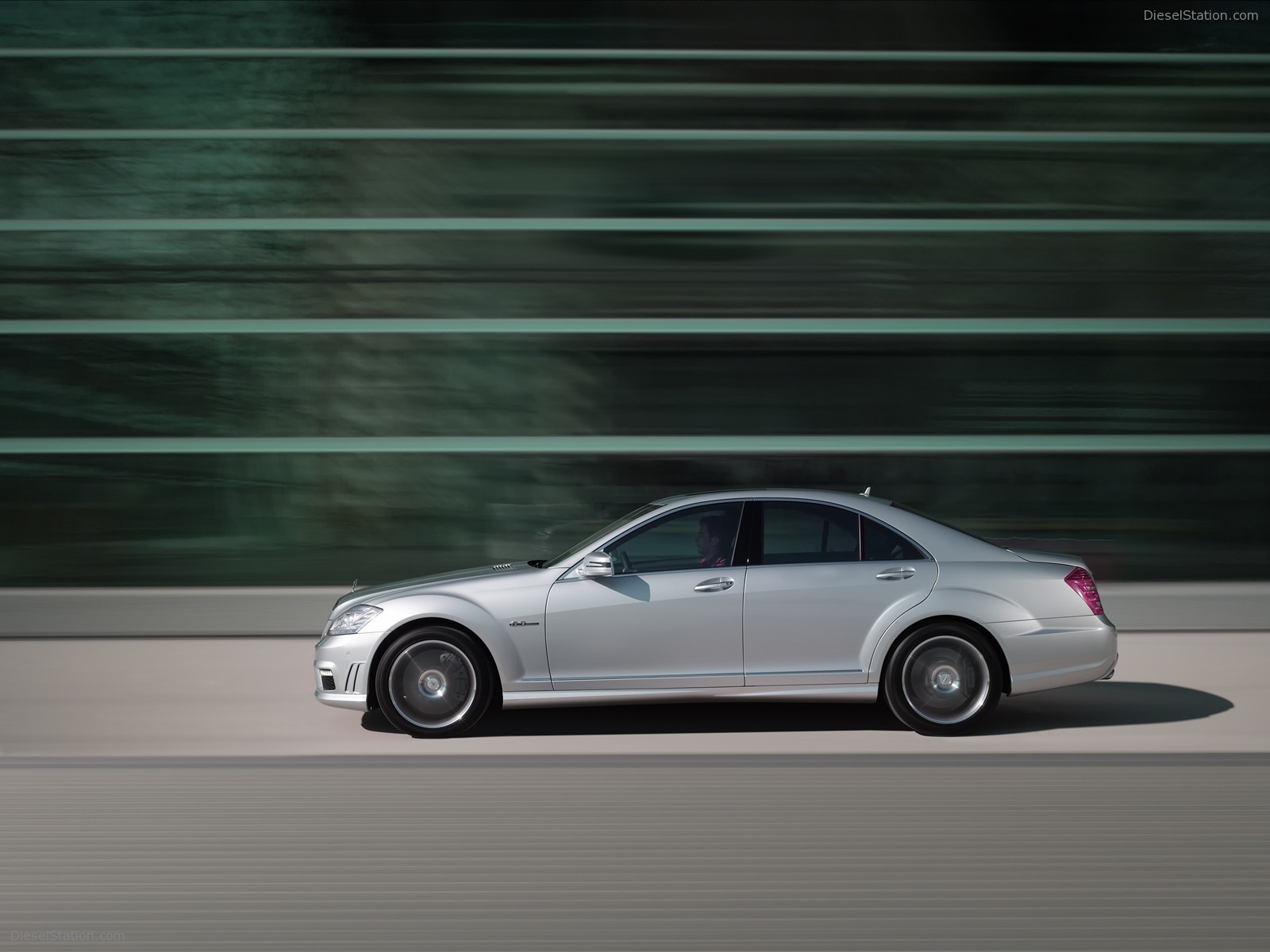 2010 Mercedes Benz S63 AMG