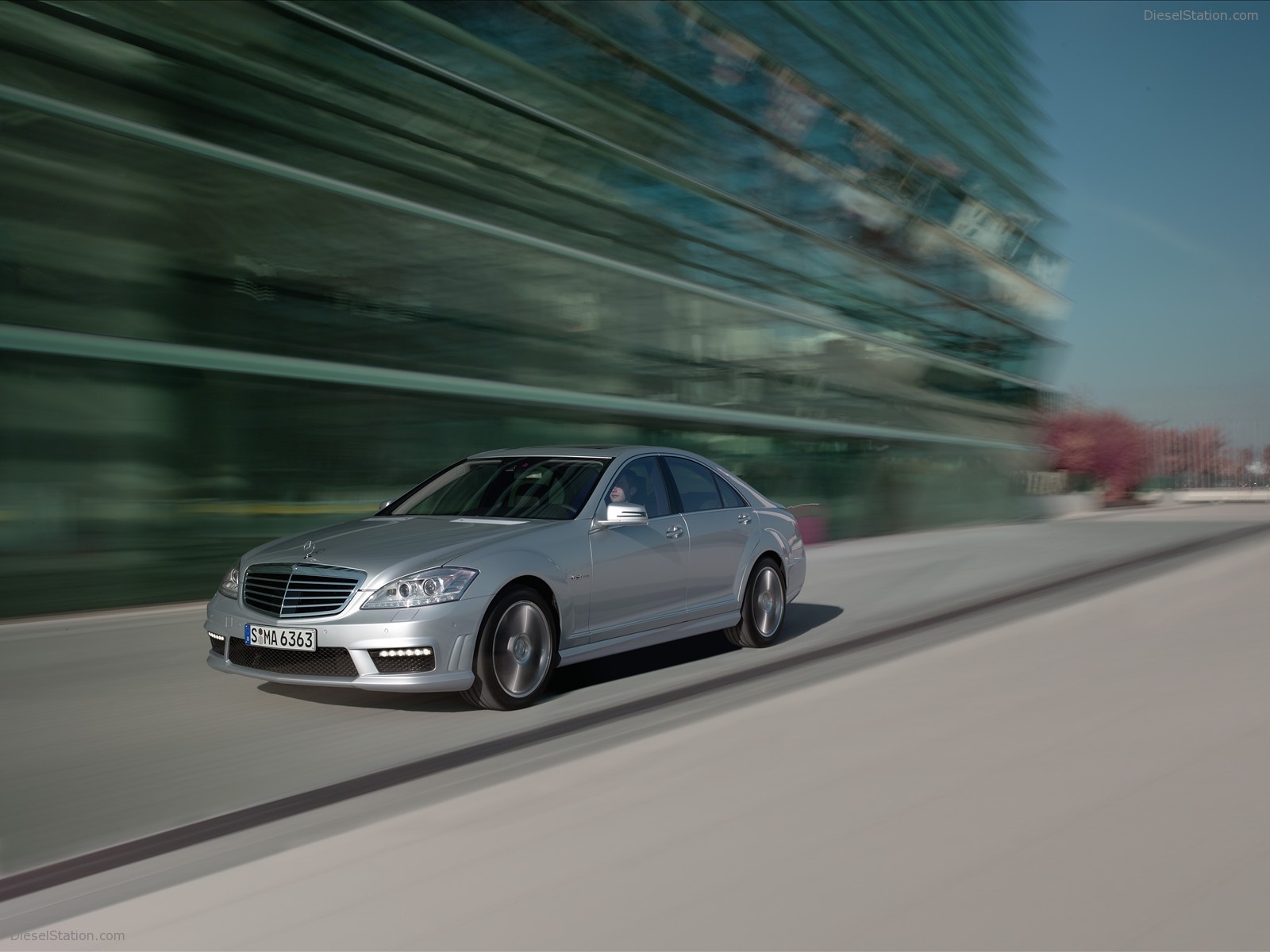 2010 Mercedes Benz S63 AMG