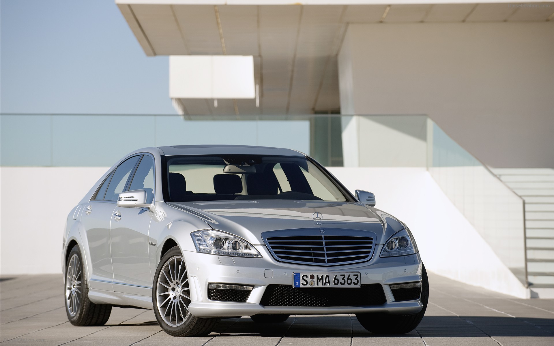 2010 Mercedes Benz S63 AMG