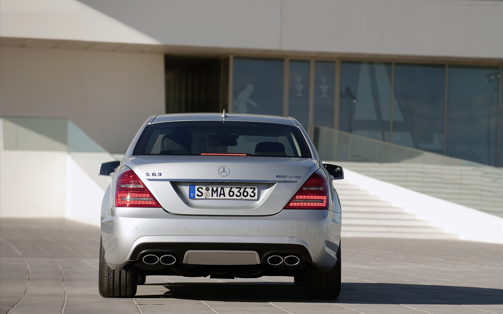 2010 Mercedes Benz S63 AMG