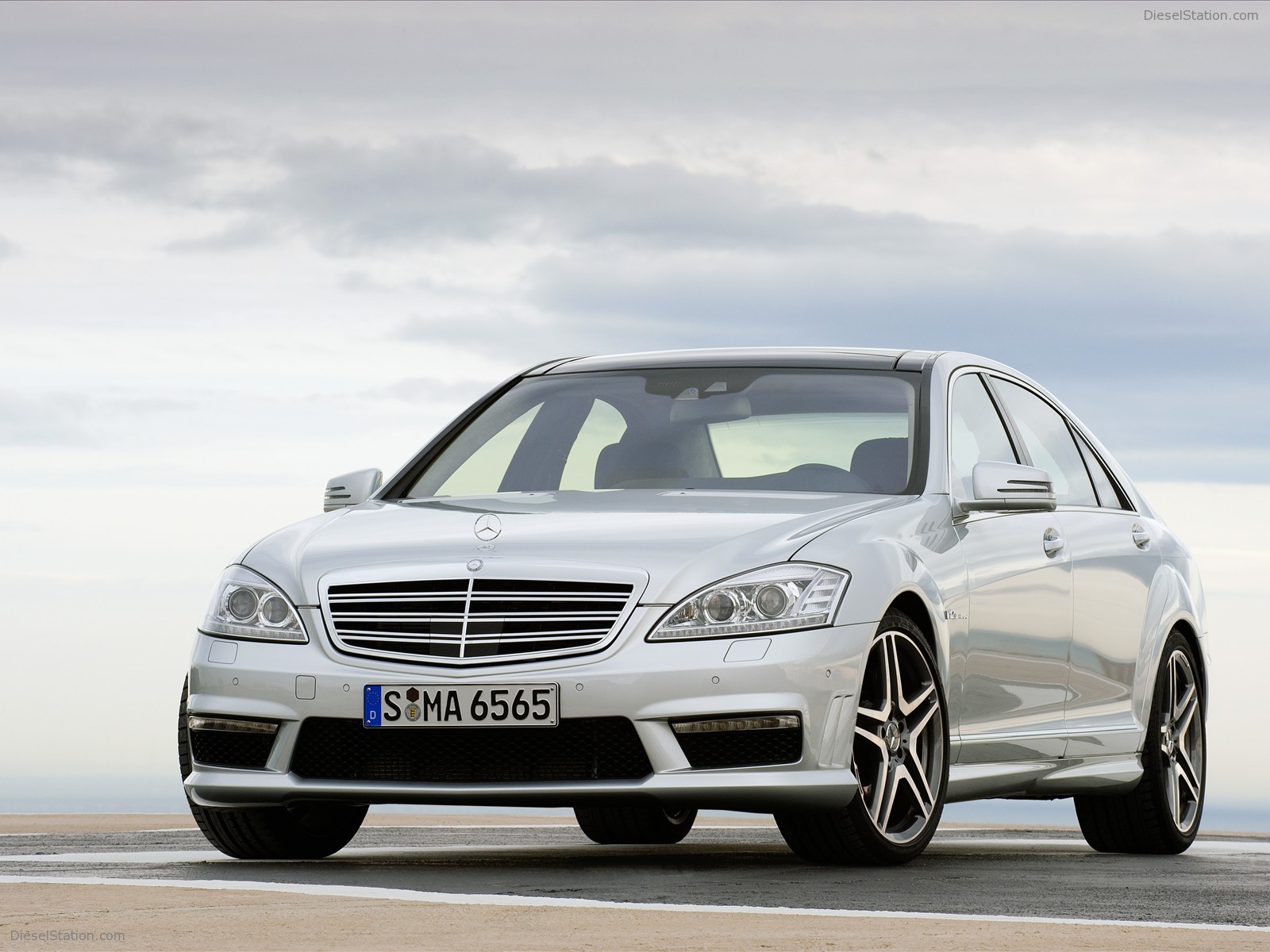 2010 Mercedes Benz S65 AMG