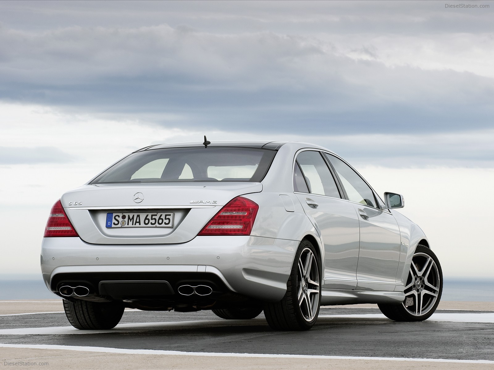 2010 Mercedes Benz S65 AMG