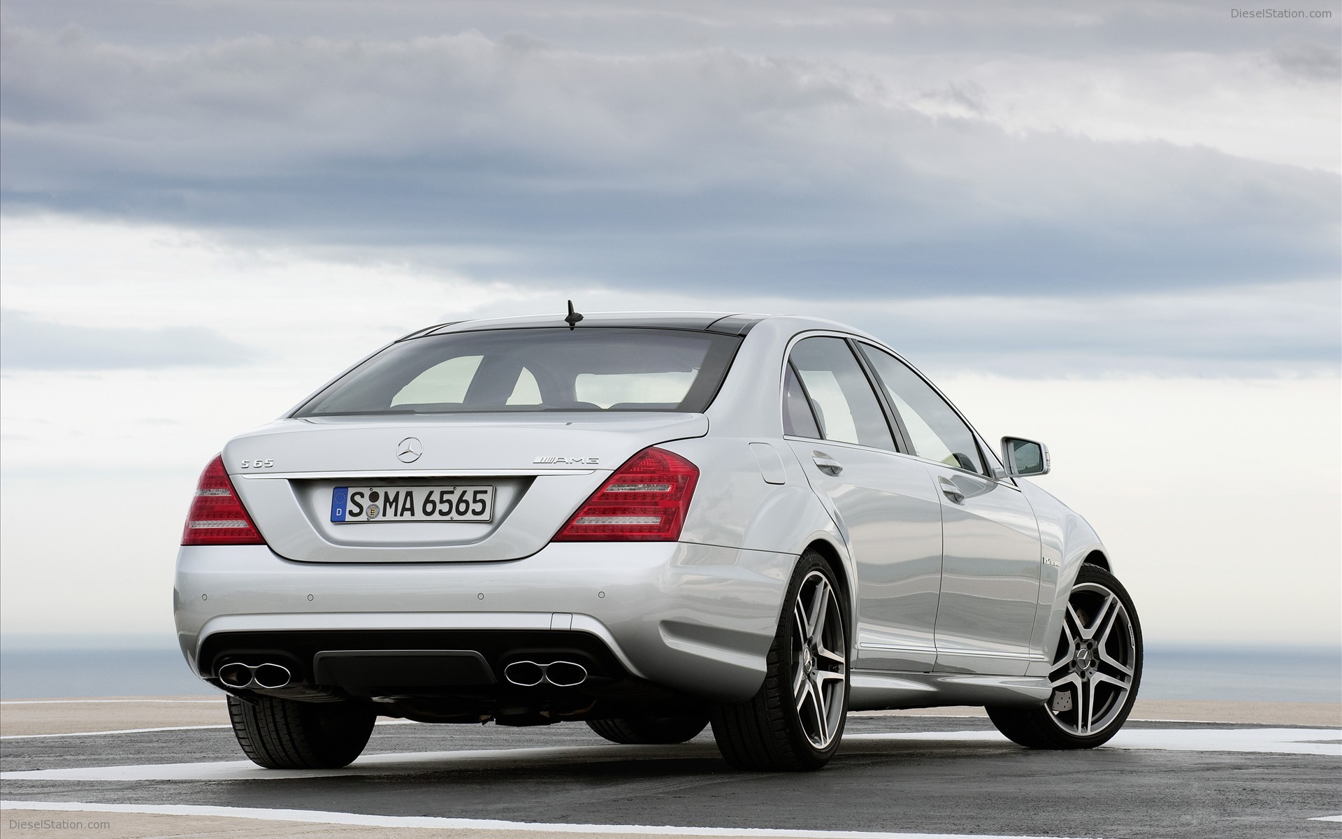 2010 Mercedes Benz S65 AMG