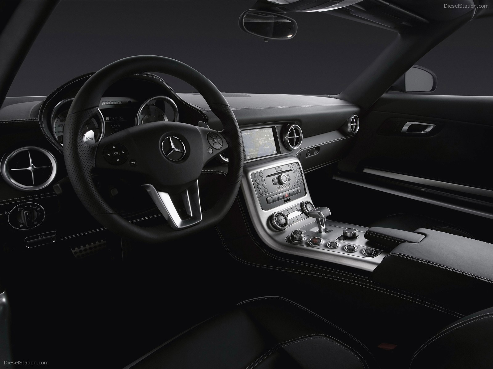 2011 Mercedes Benz SLS AMG Interior