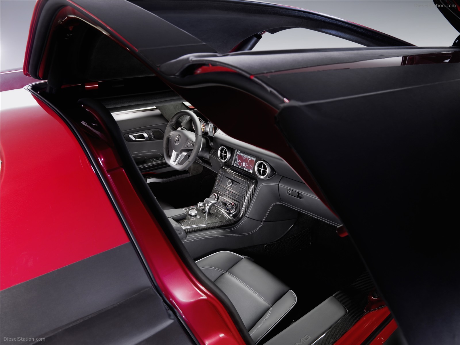 2011 Mercedes Benz SLS AMG Interior