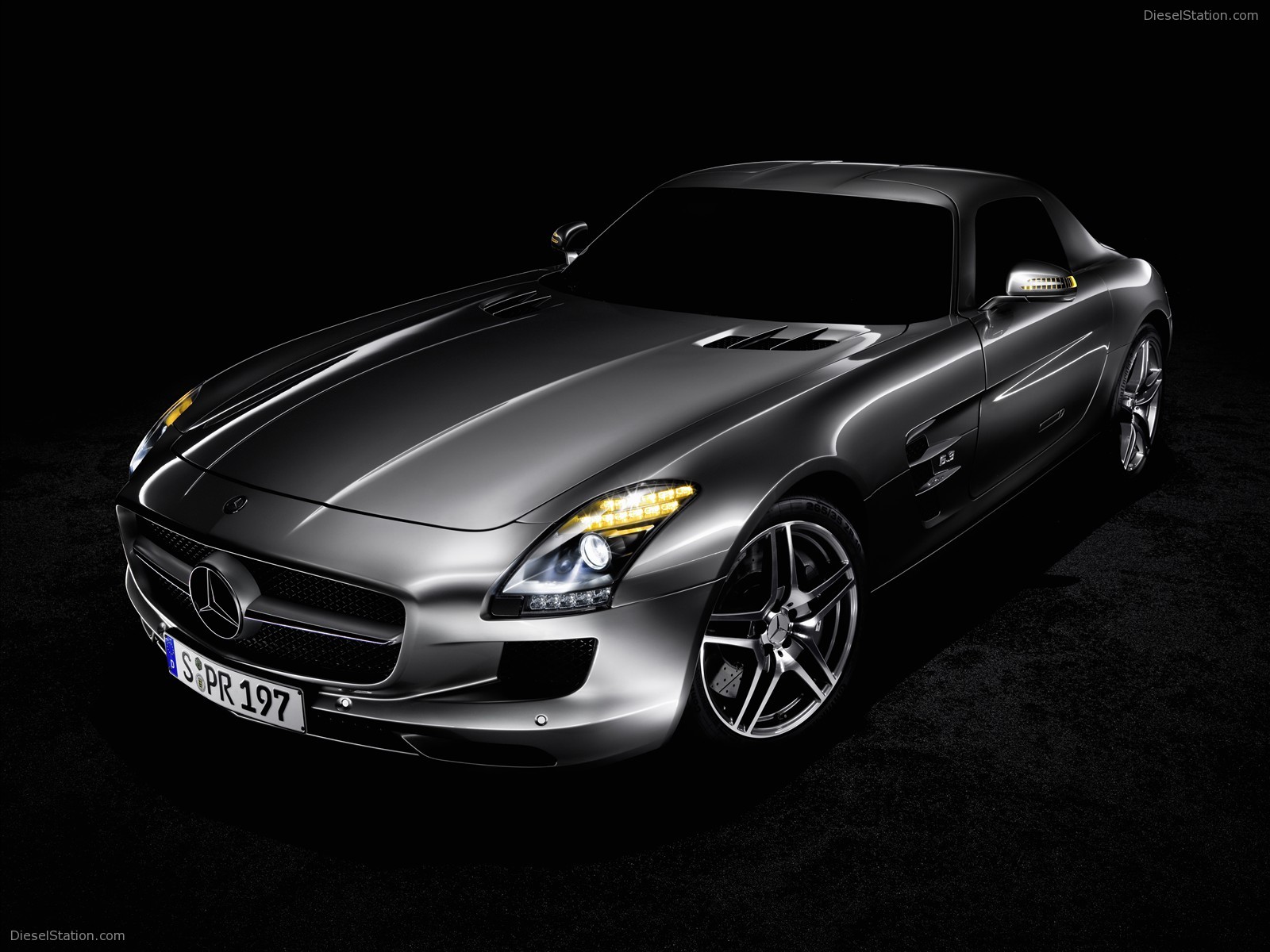 2011 Mercedes Benz SLS AMG in Depth