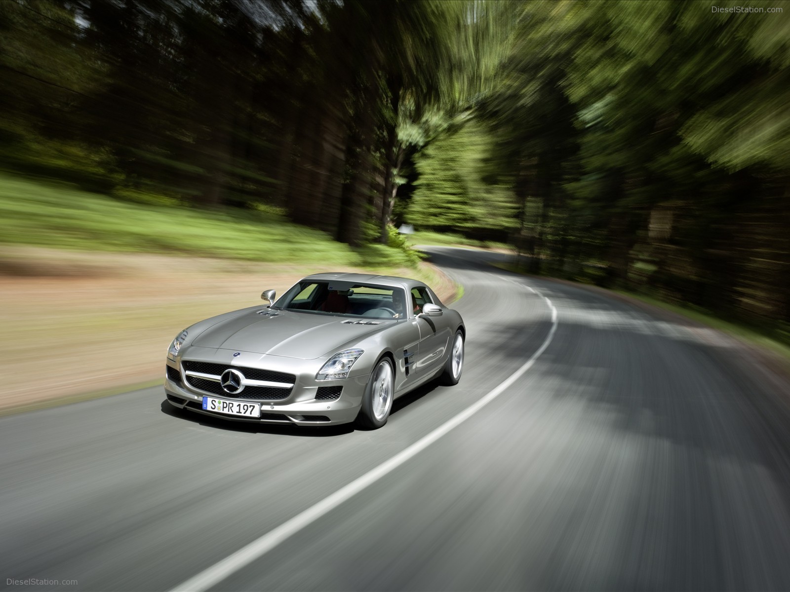 2011 Mercedes Benz SLS AMG in Depth