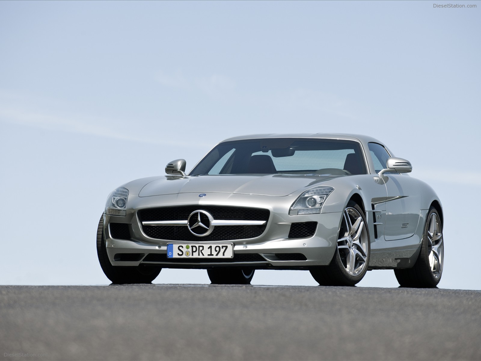 2011 Mercedes Benz SLS AMG in Depth