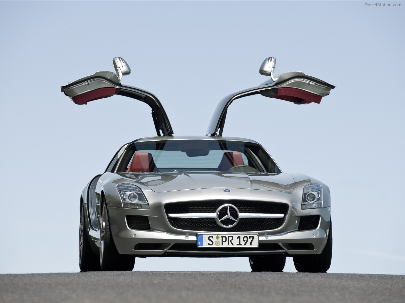 2011 Mercedes Benz SLS AMG in Depth